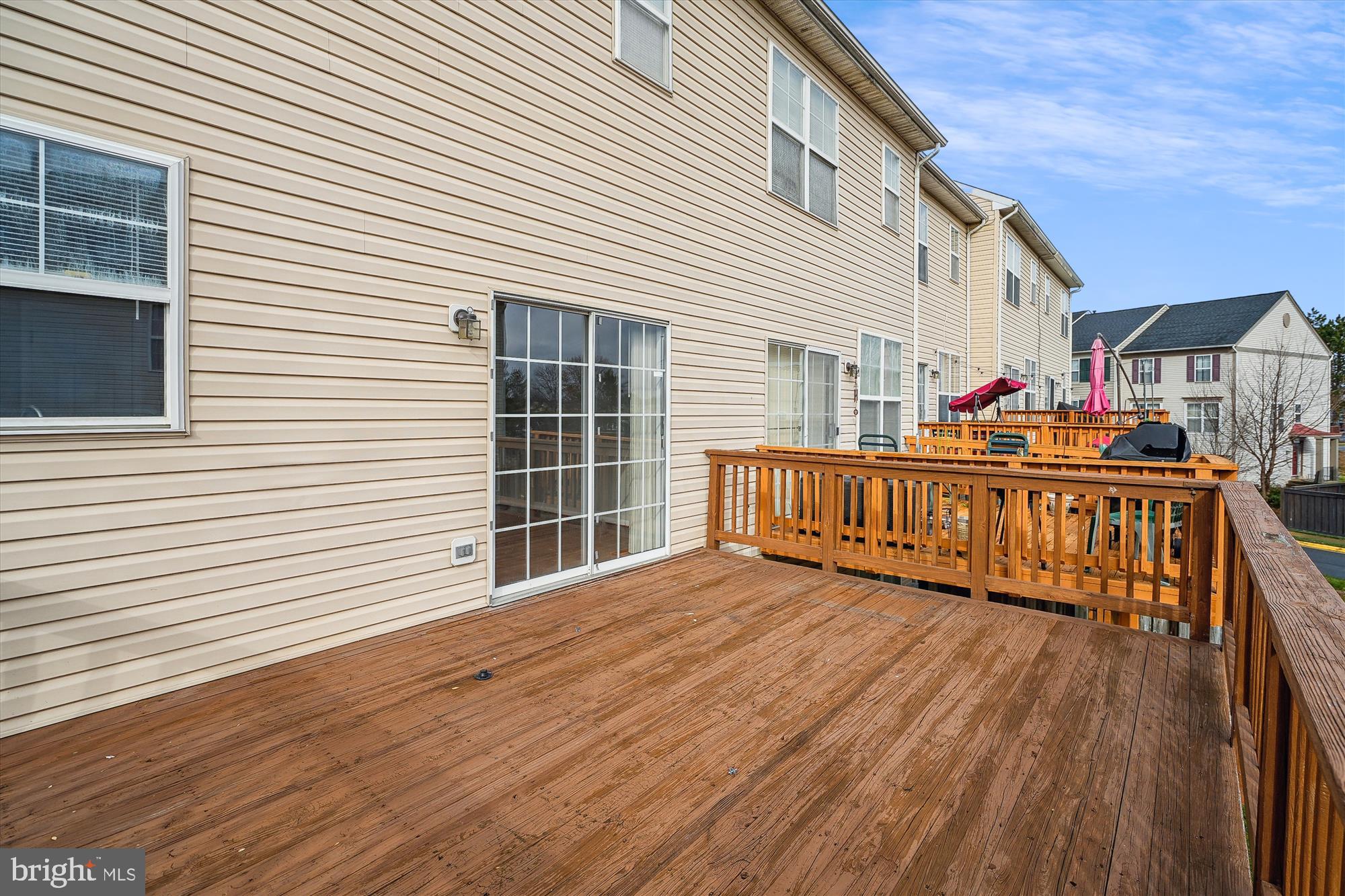 LAKESIDE - Residential