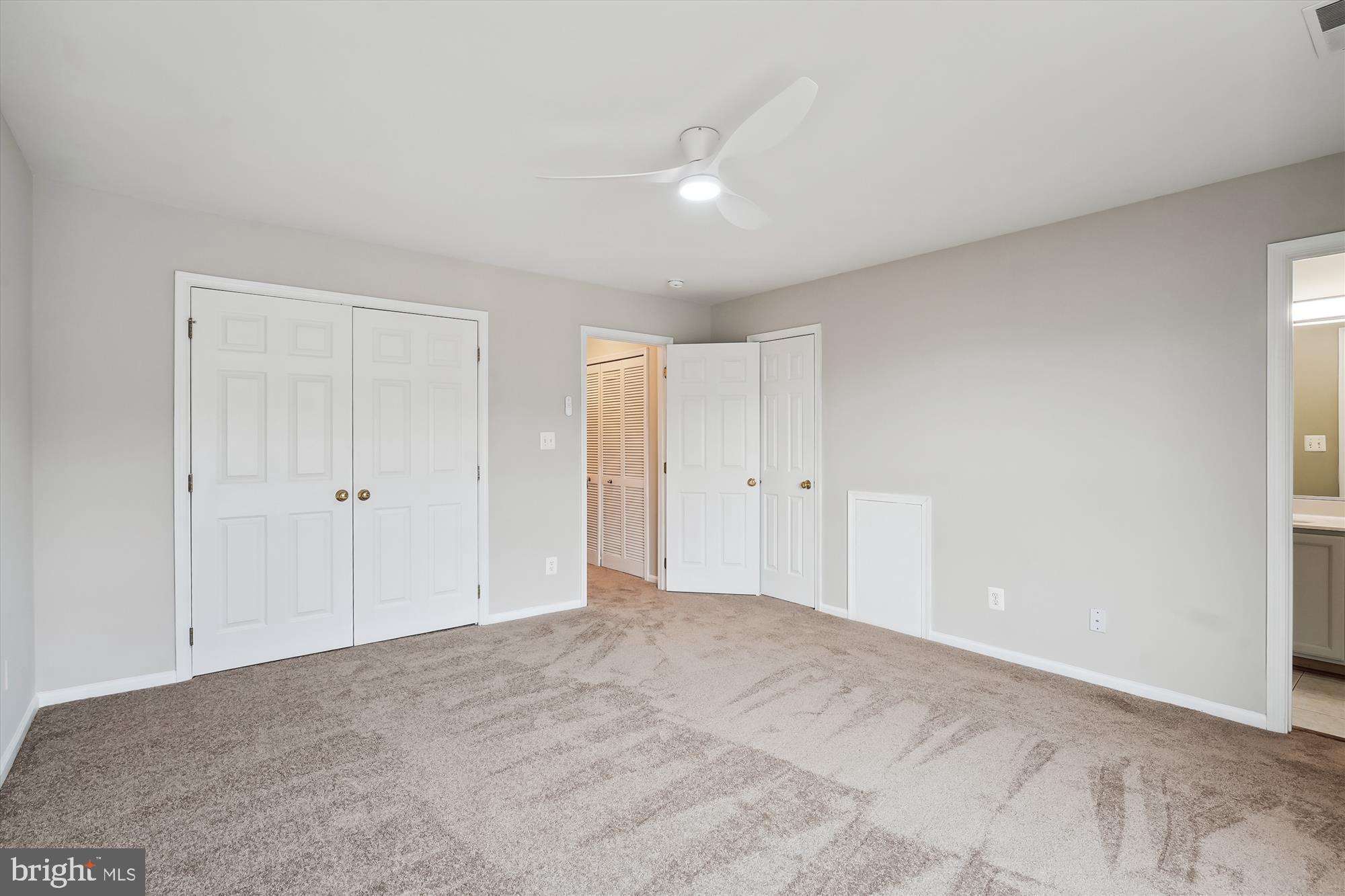 LAKESIDE - Residential