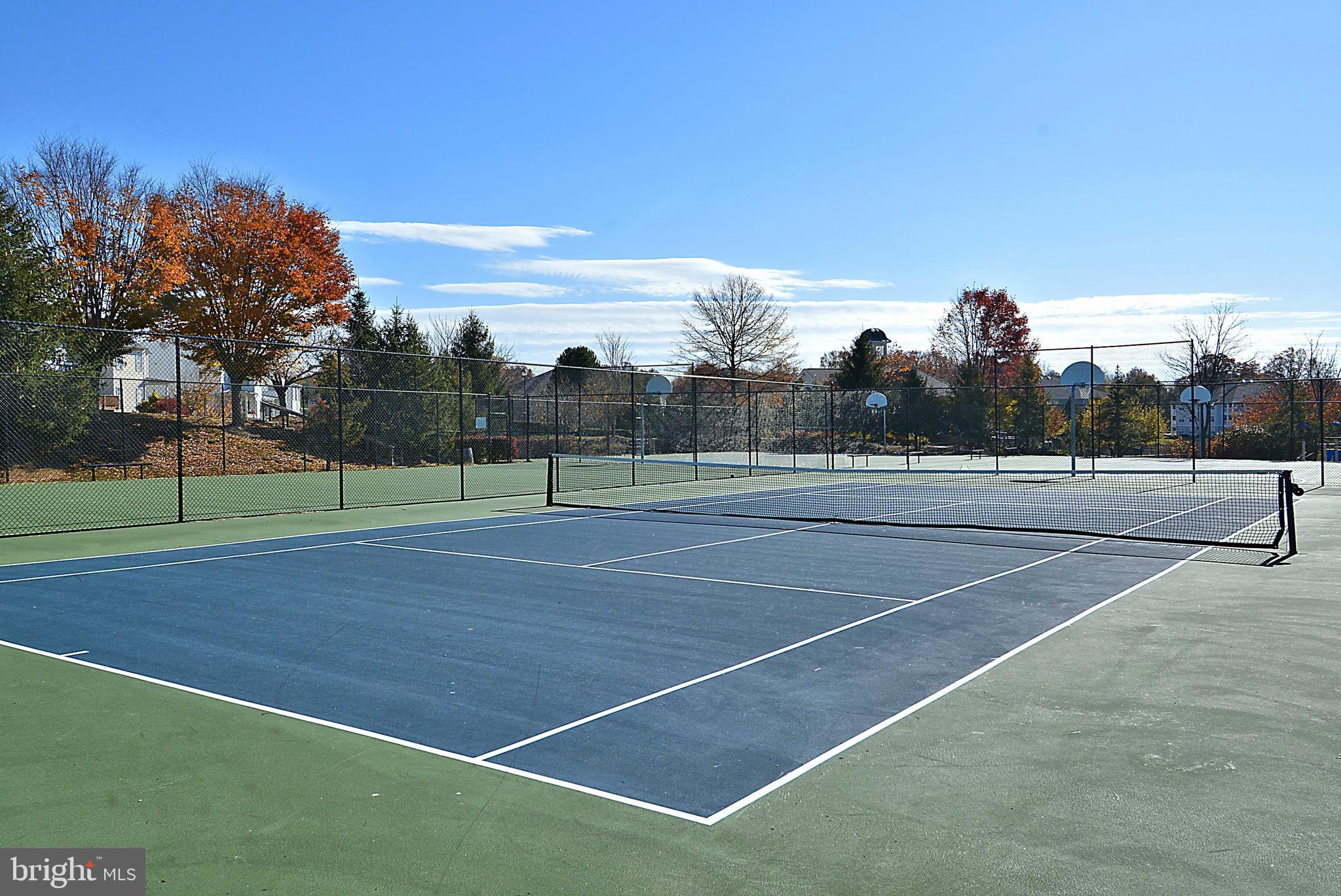 LAKESIDE - Residential