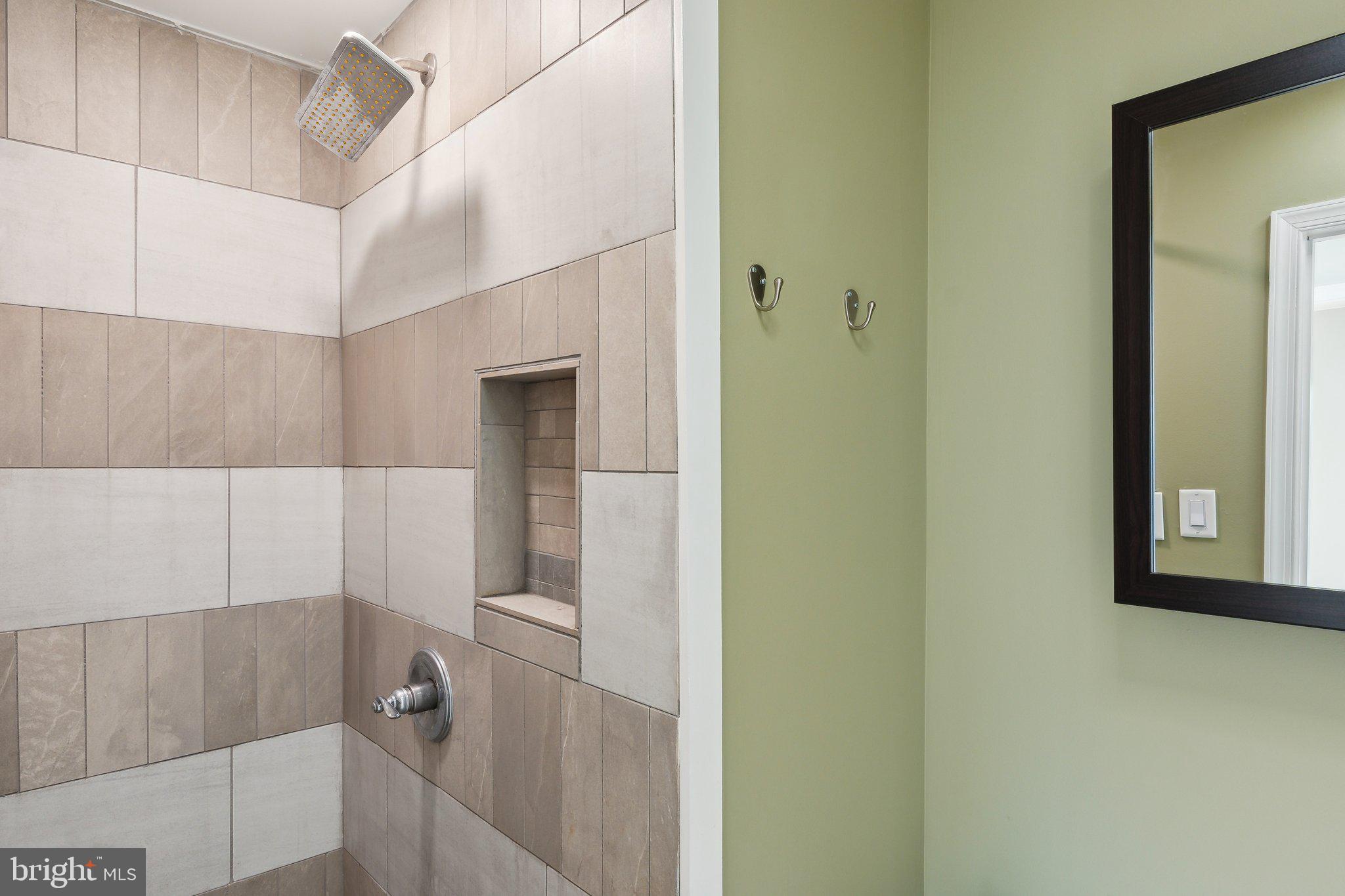 DISCOVERY - Residential