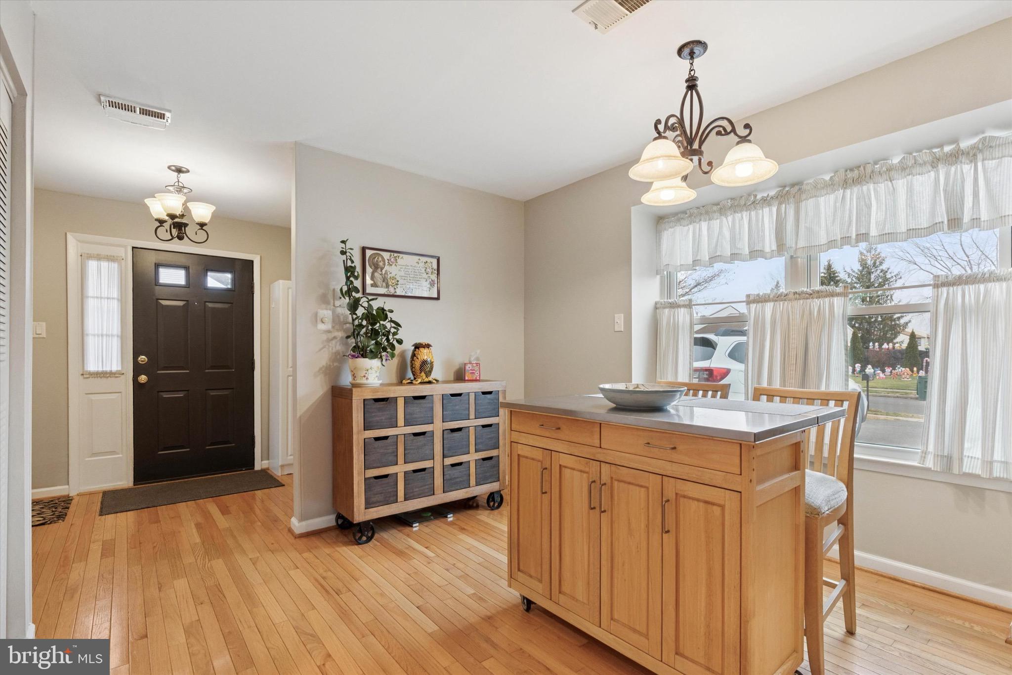 LAUREL HILLS - Residential