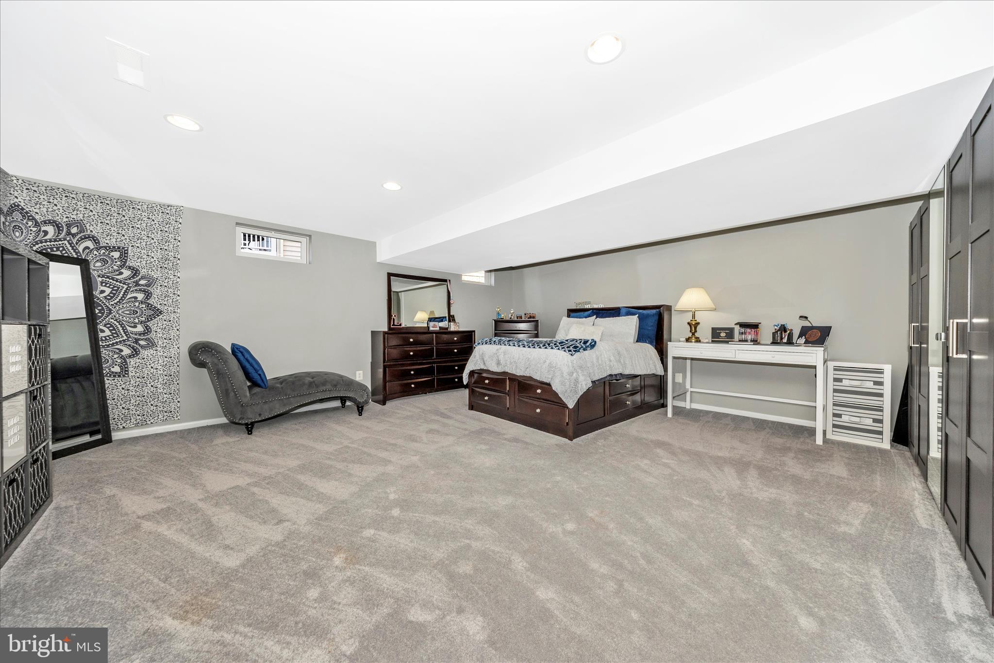 WESTWINDS - Residential