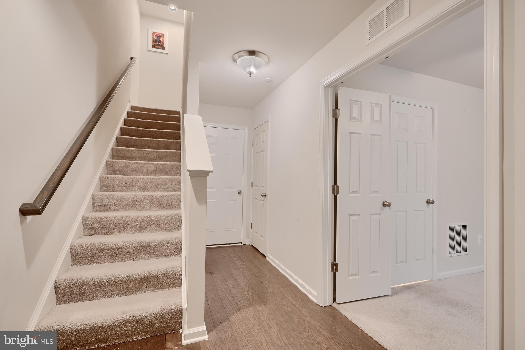 THE BRICK YARD - Residential