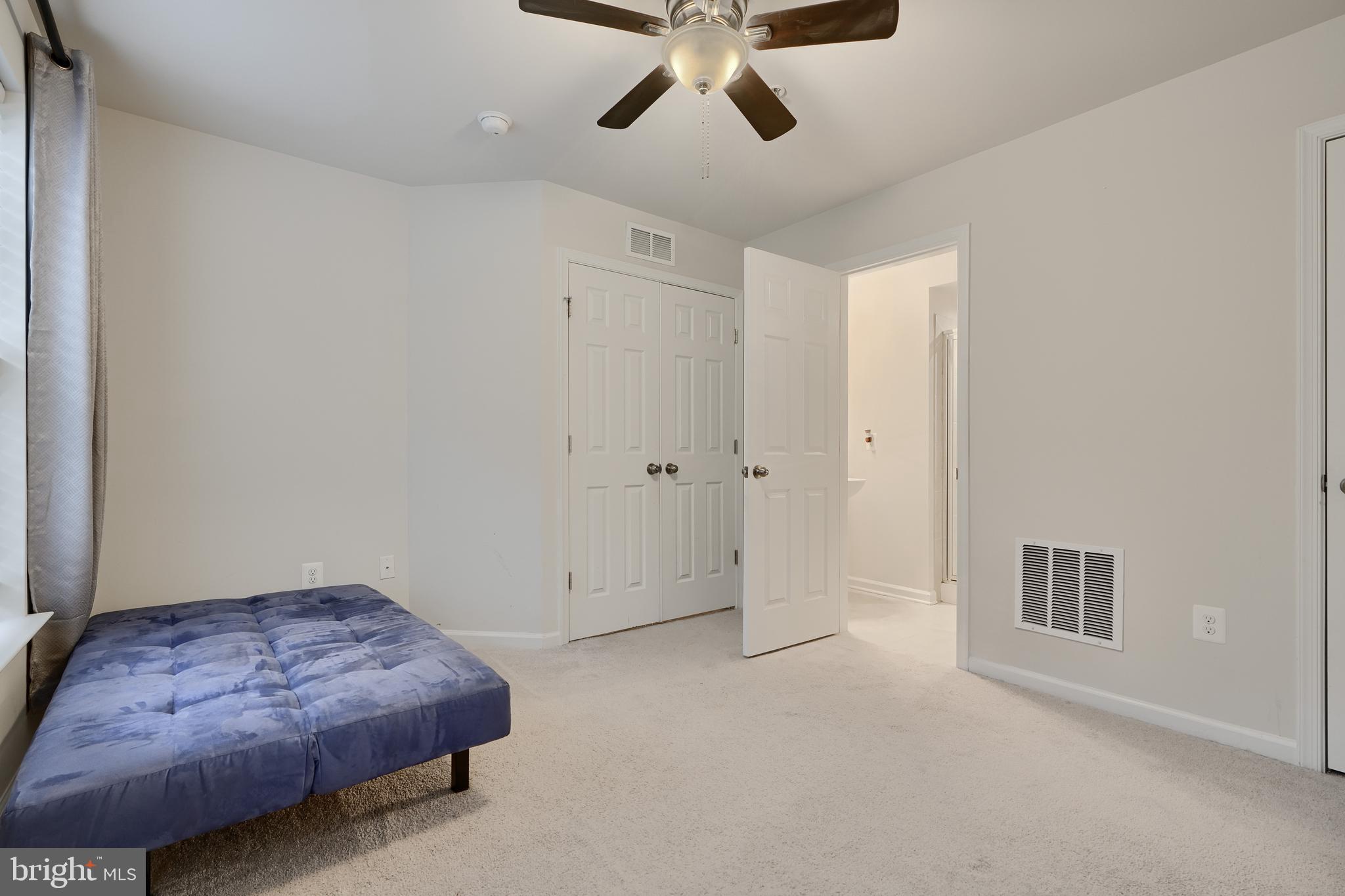 THE BRICK YARD - Residential