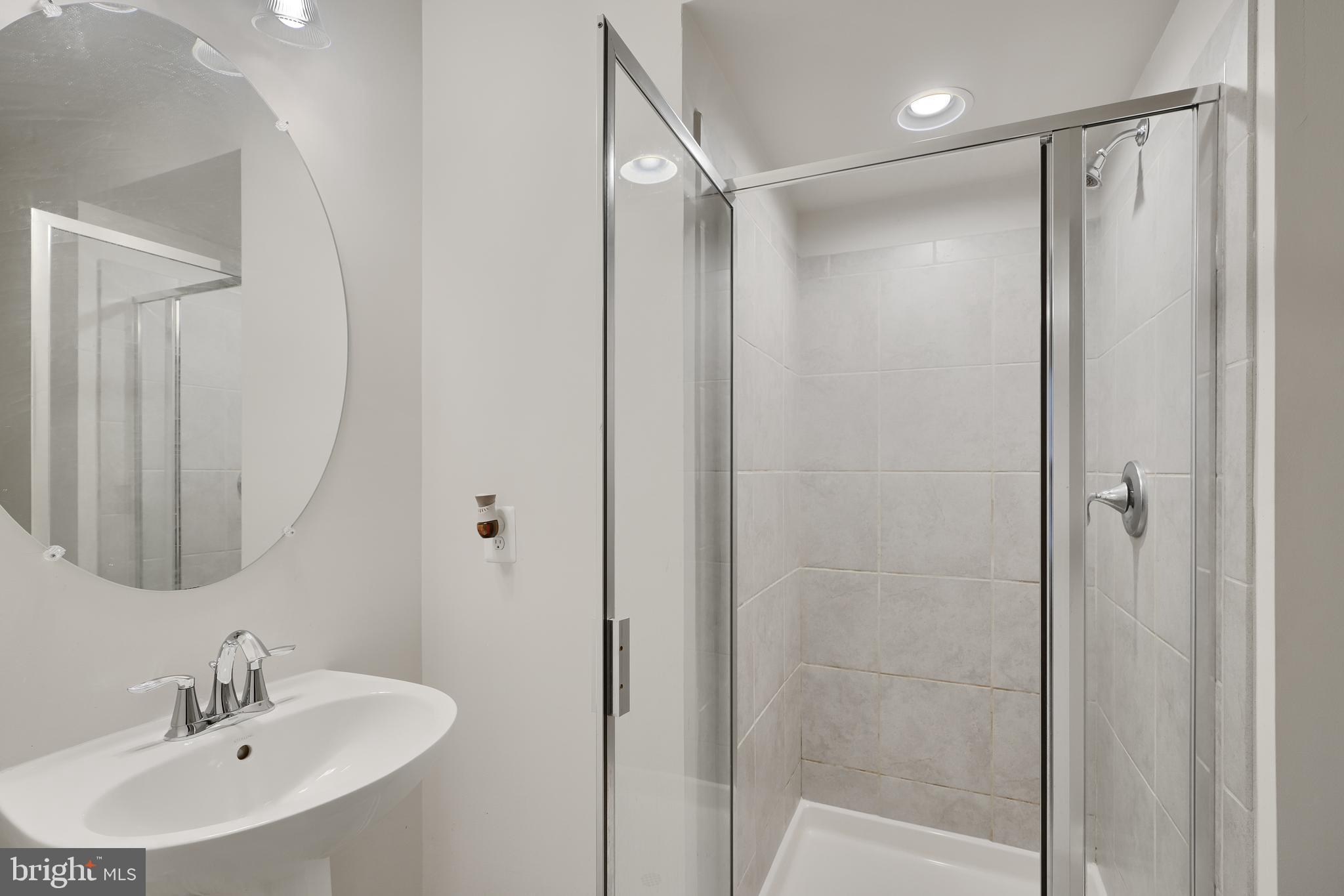 THE BRICK YARD - Residential