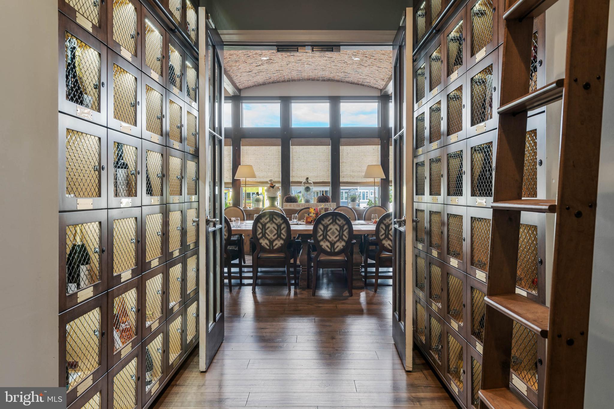 PENINSULA - Residential