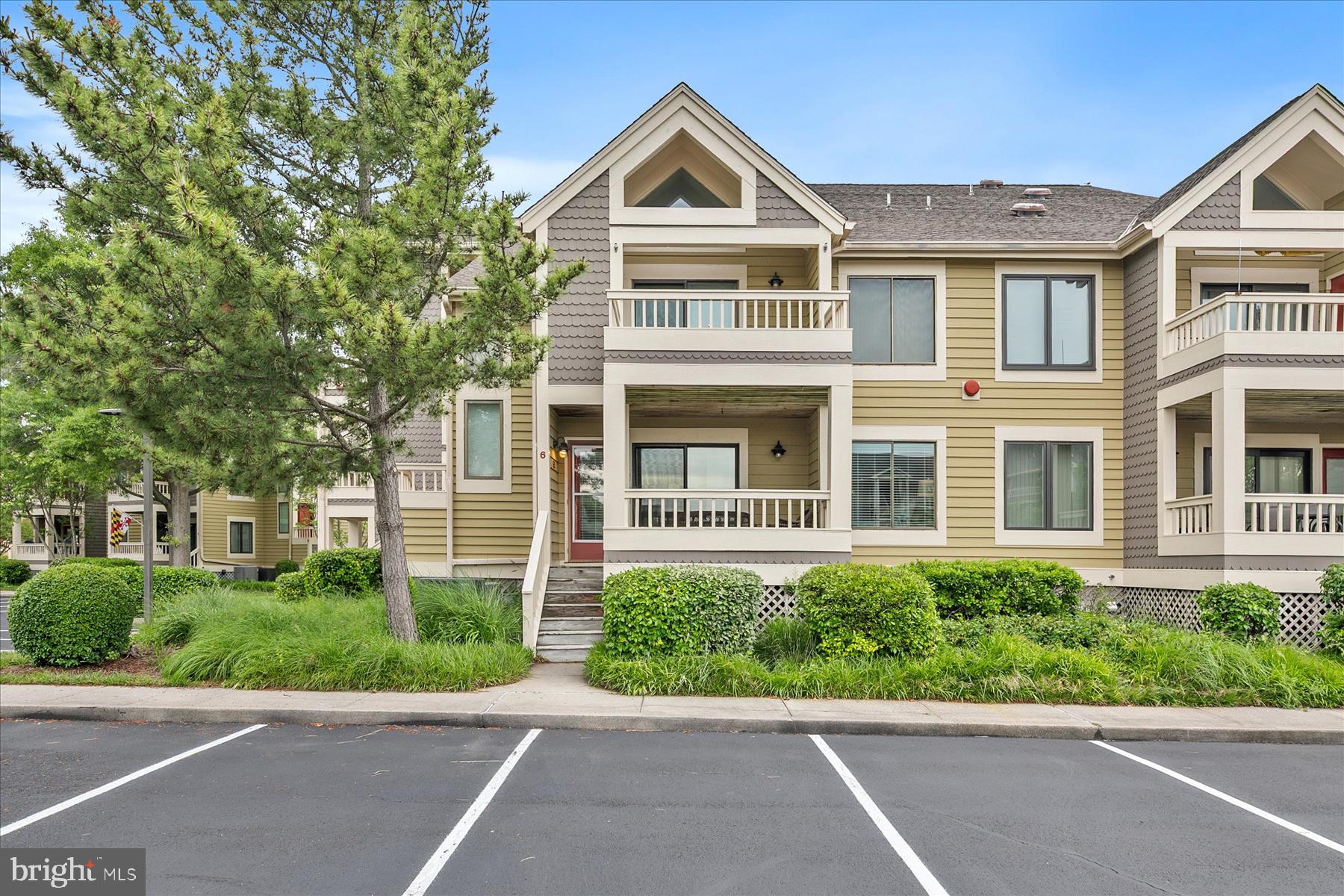 202 N HERON DRIVE 2026B