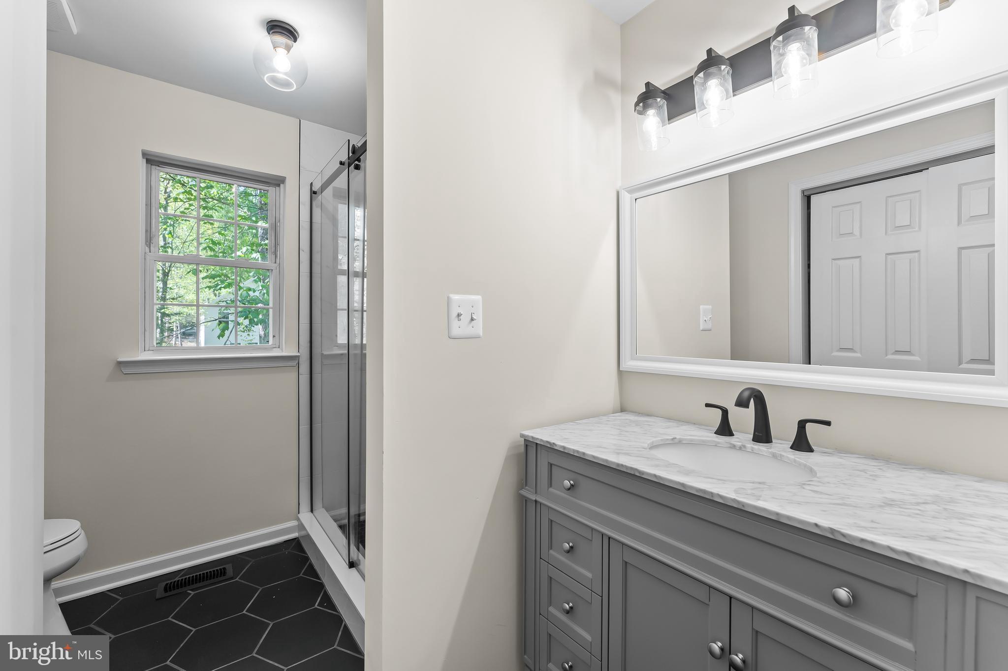 LAKE WILDERNESS - Residential