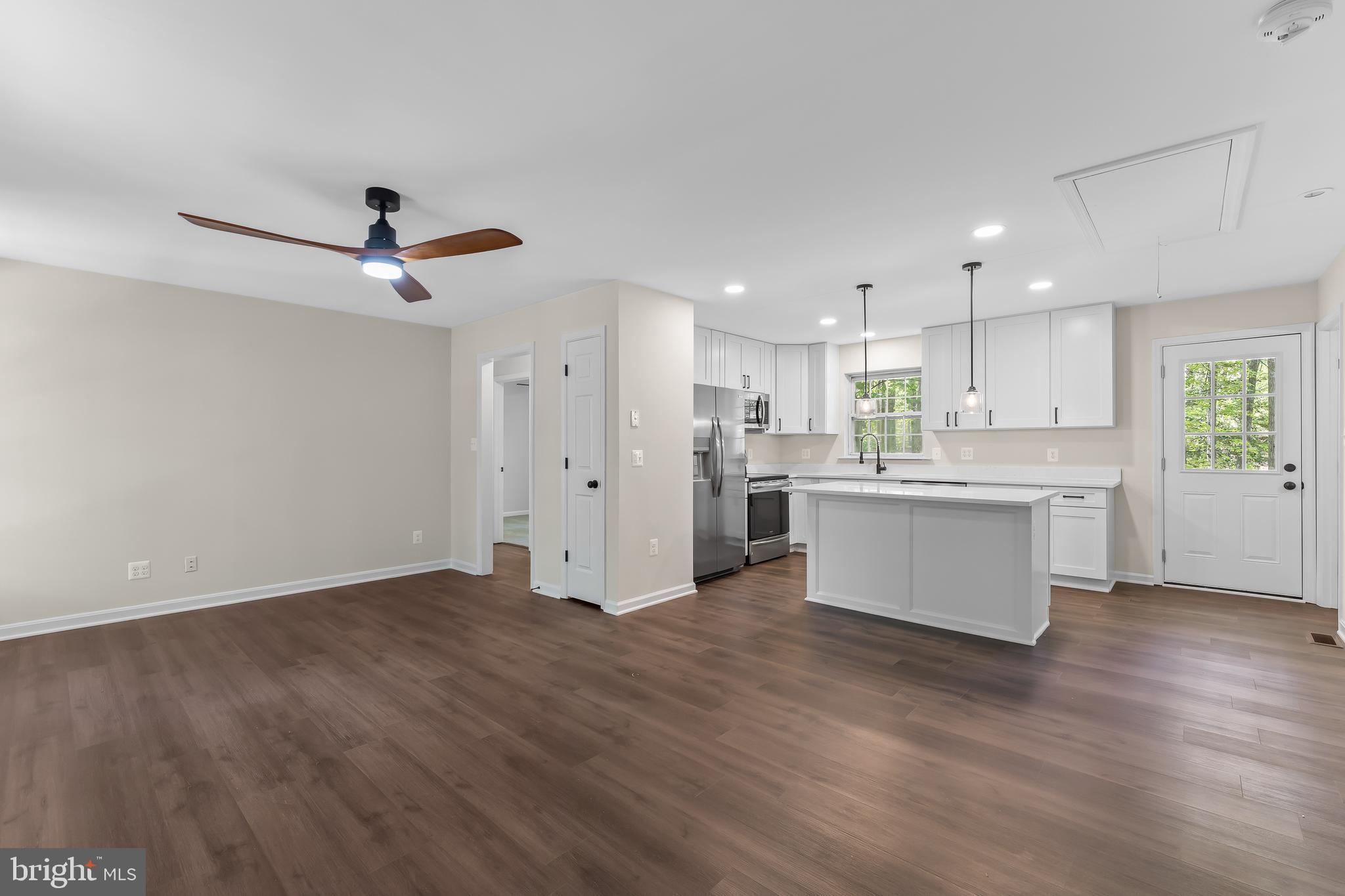 LAKE WILDERNESS - Residential