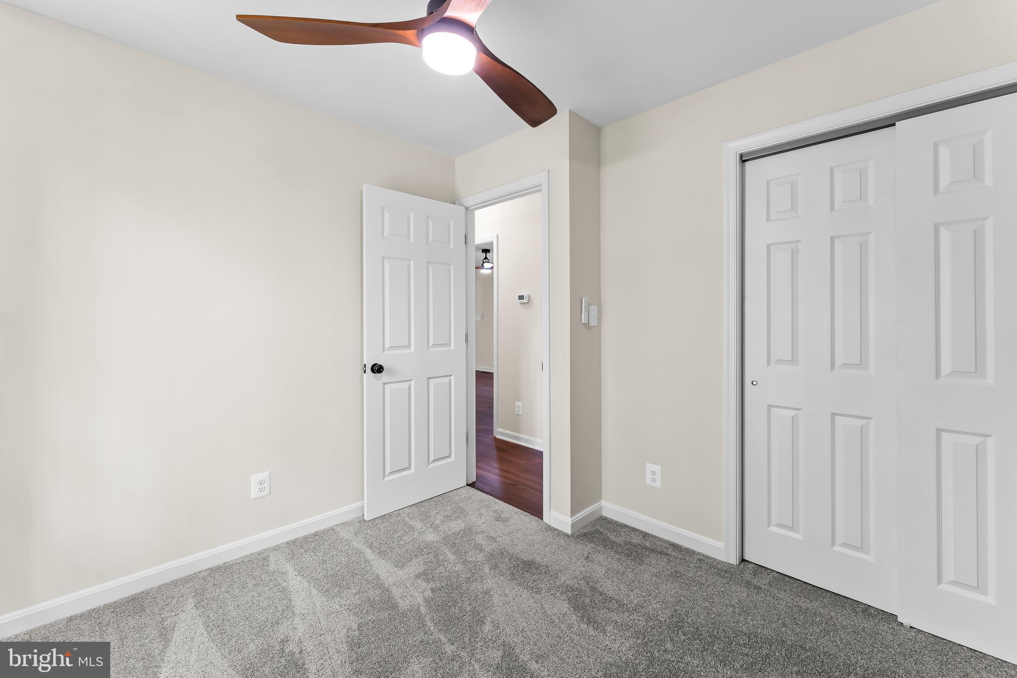 LAKE WILDERNESS - Residential