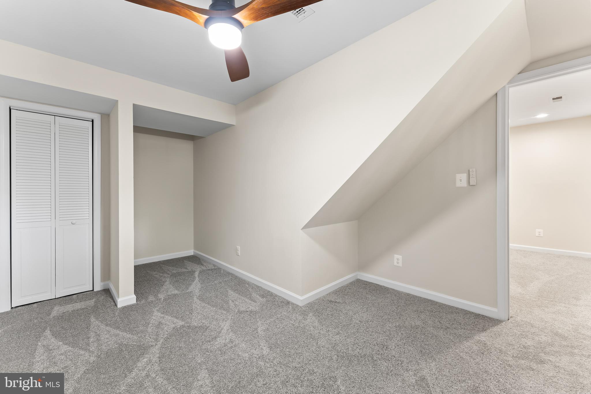 LAKE WILDERNESS - Residential