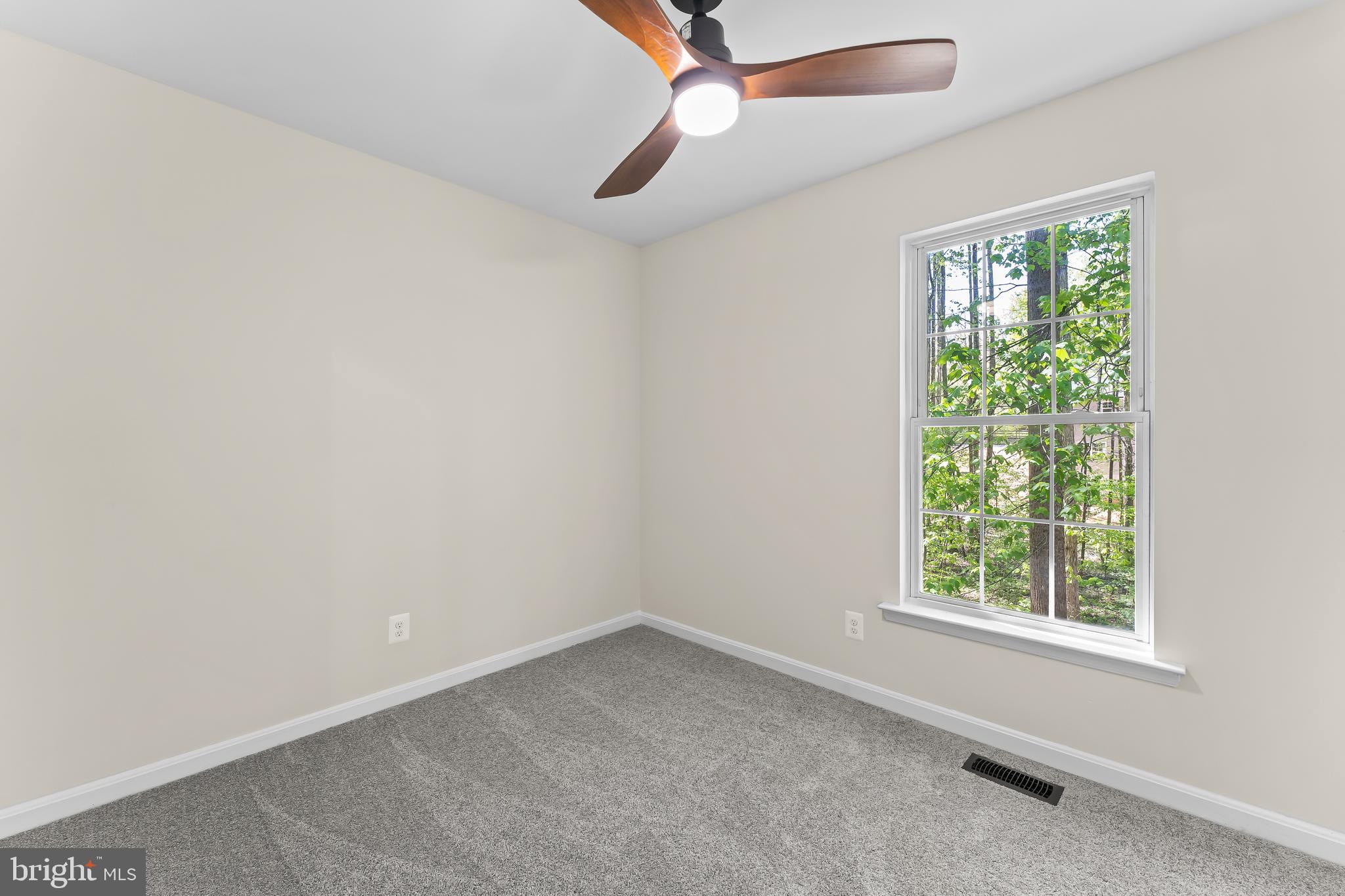 LAKE WILDERNESS - Residential