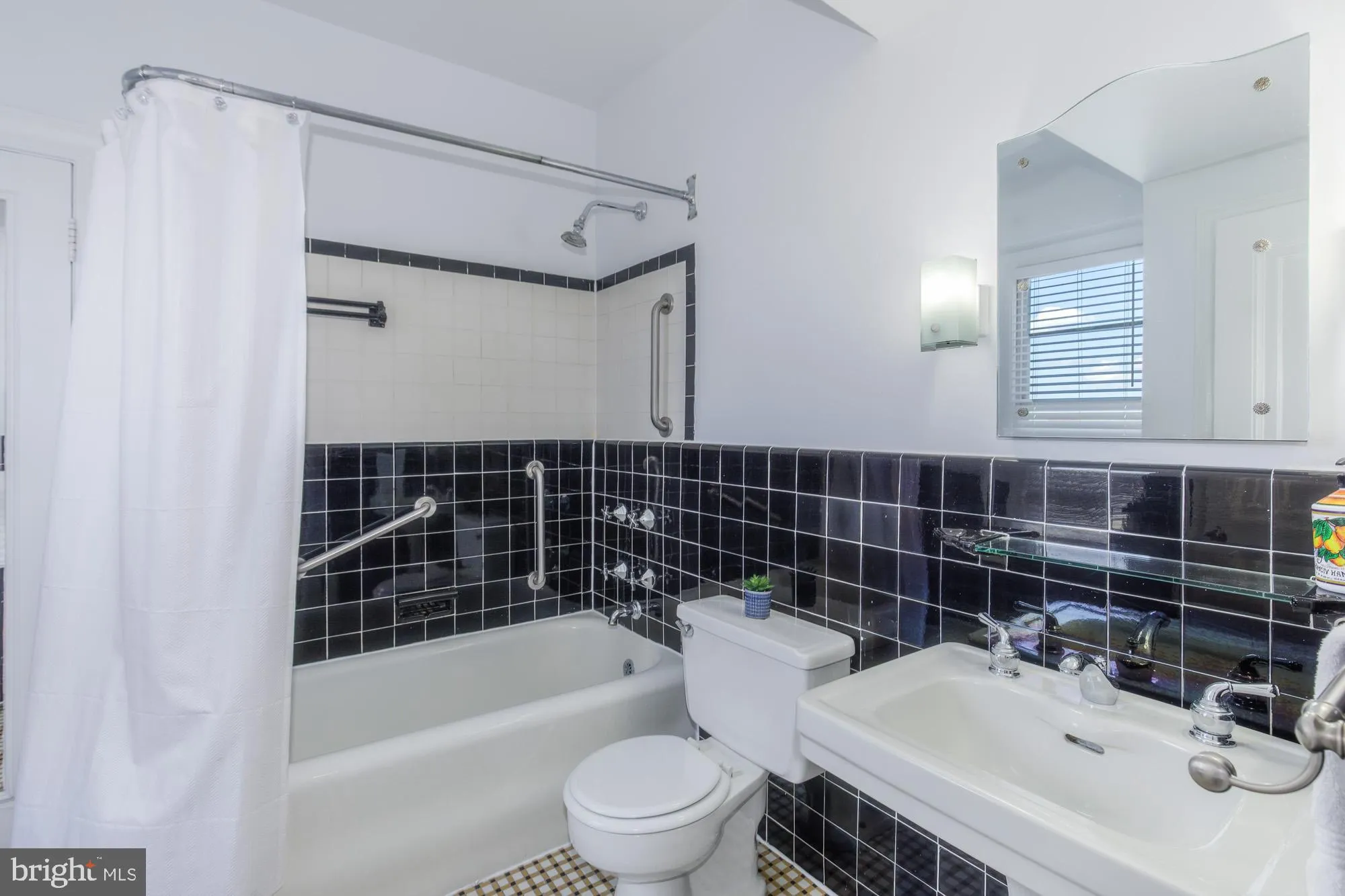 Additional image 72 of 4000 Cathedral Avenue NW Unit 804B, Washington, DC 20016