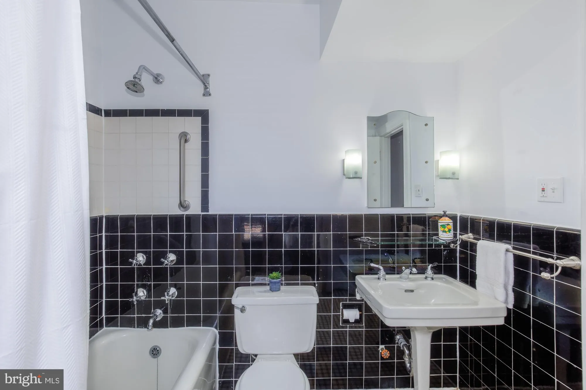 Additional image 71 of 4000 Cathedral Avenue NW Unit 804B, Washington, DC 20016