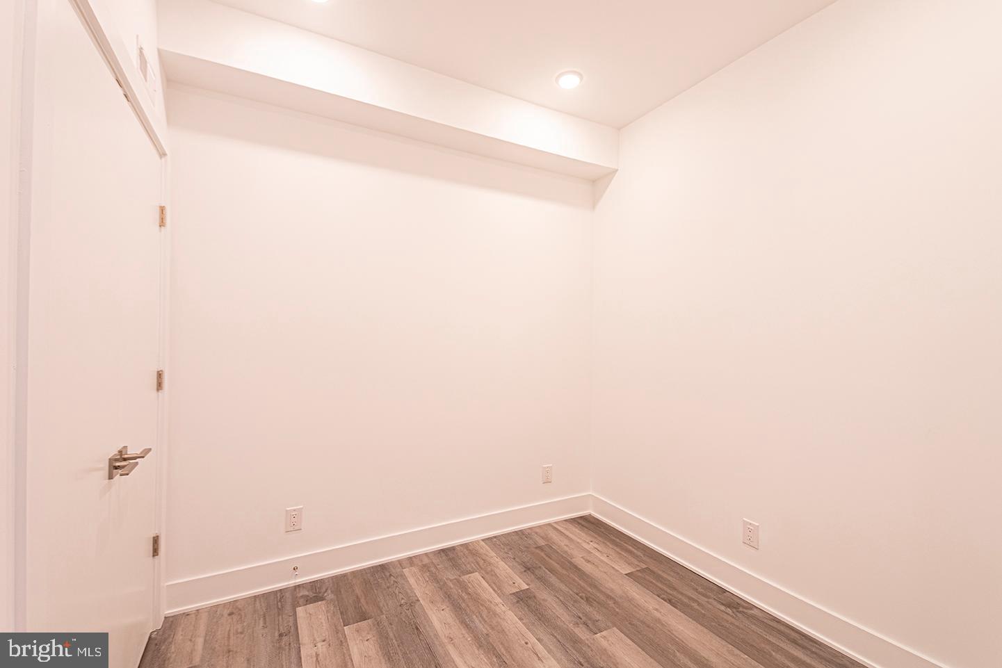 LOFT DISTRICT - Residential Lease