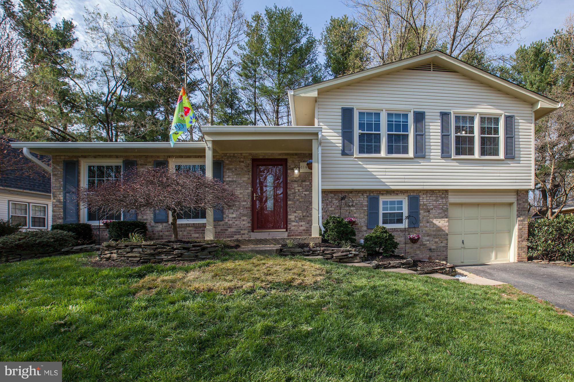 BURKE CENTRE - Residential