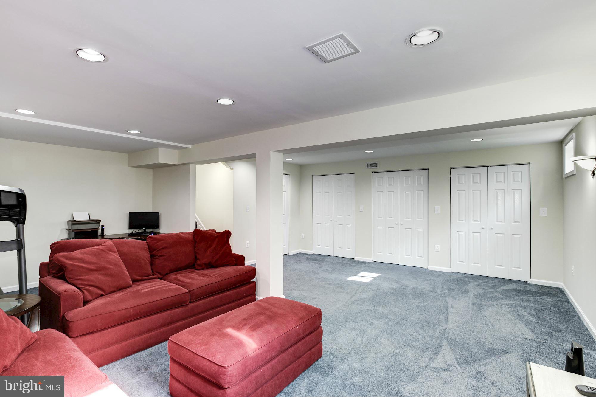 BURKE CENTRE - Residential