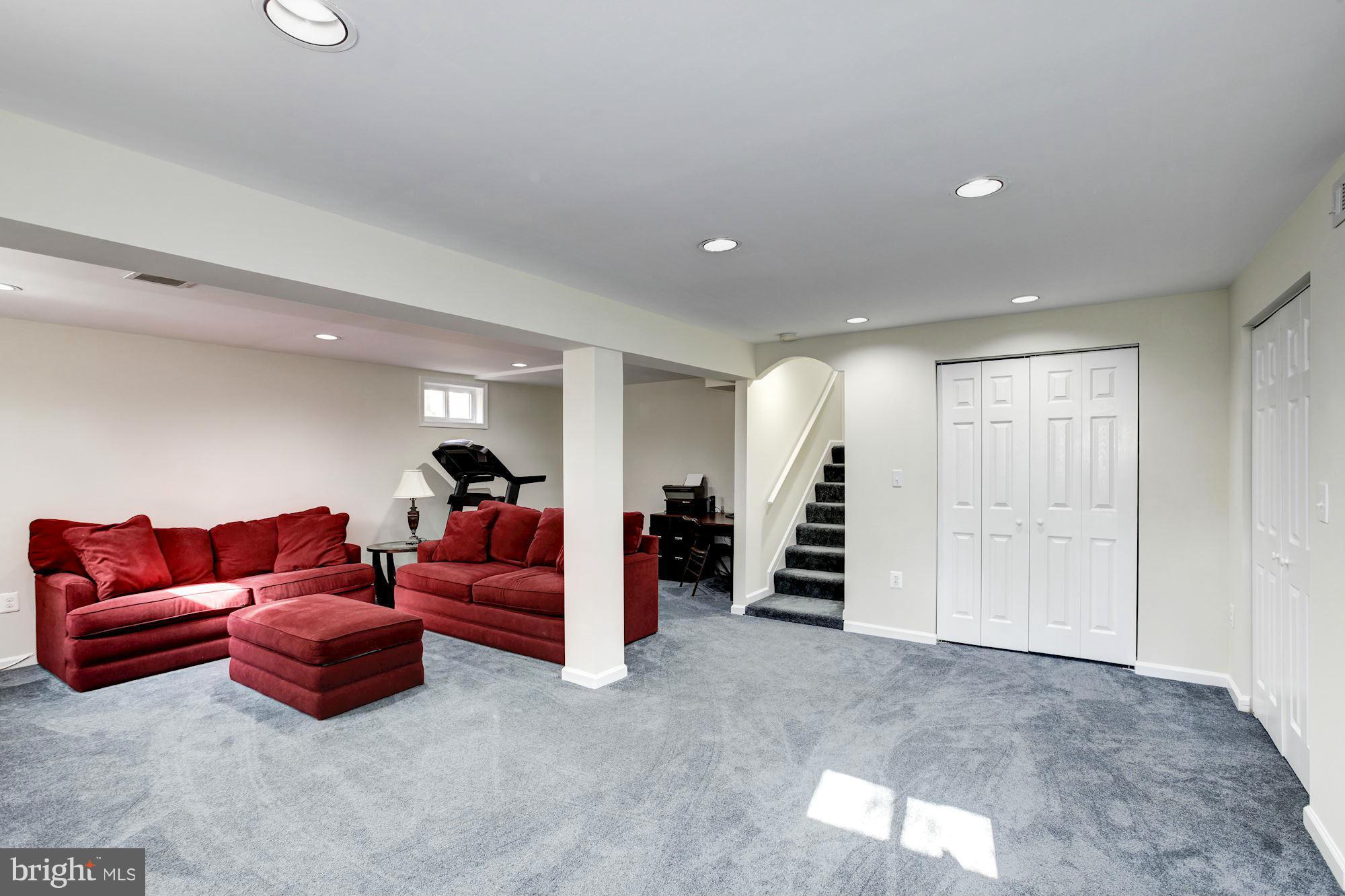 BURKE CENTRE - Residential