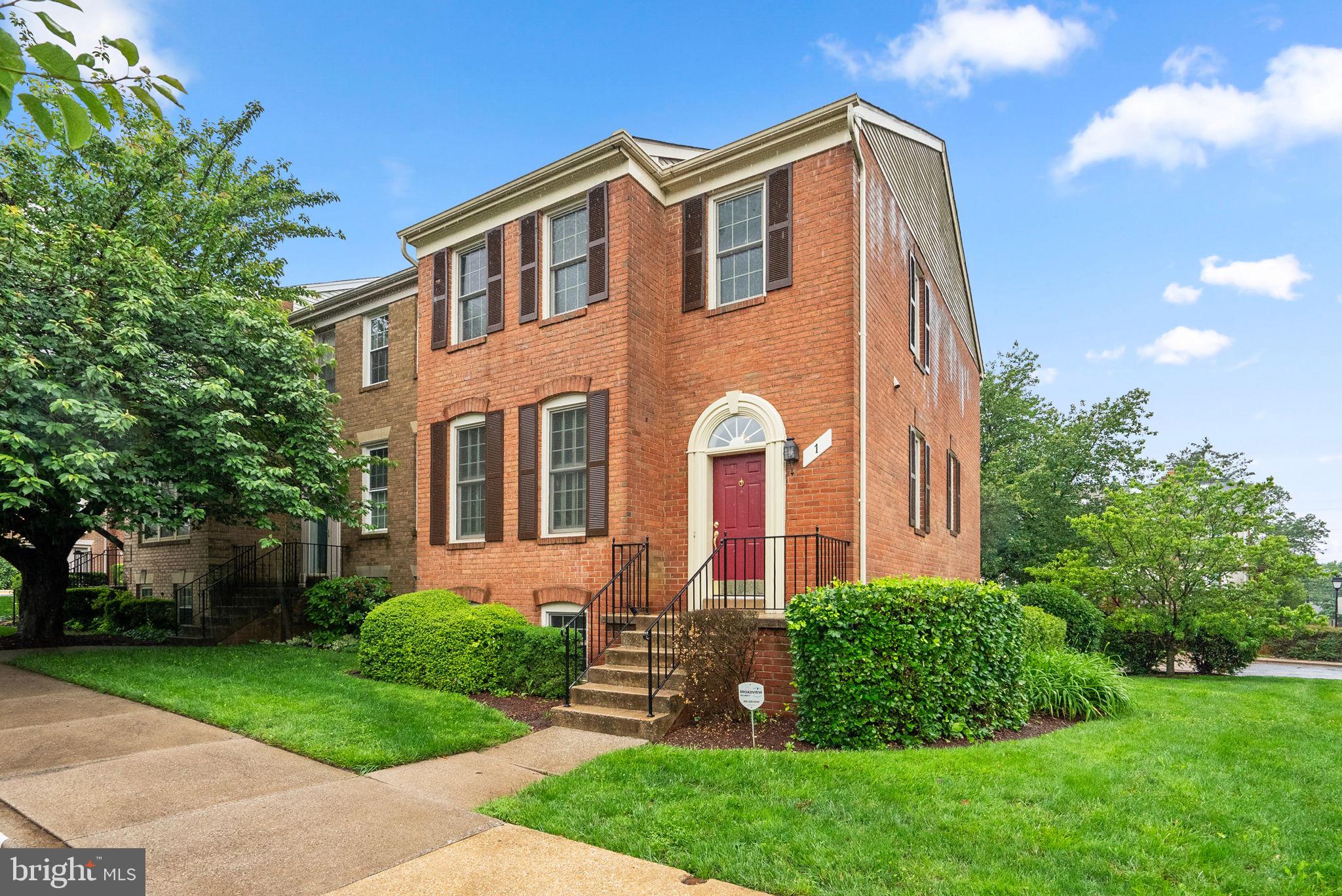 1 CEDARWOOD COURT