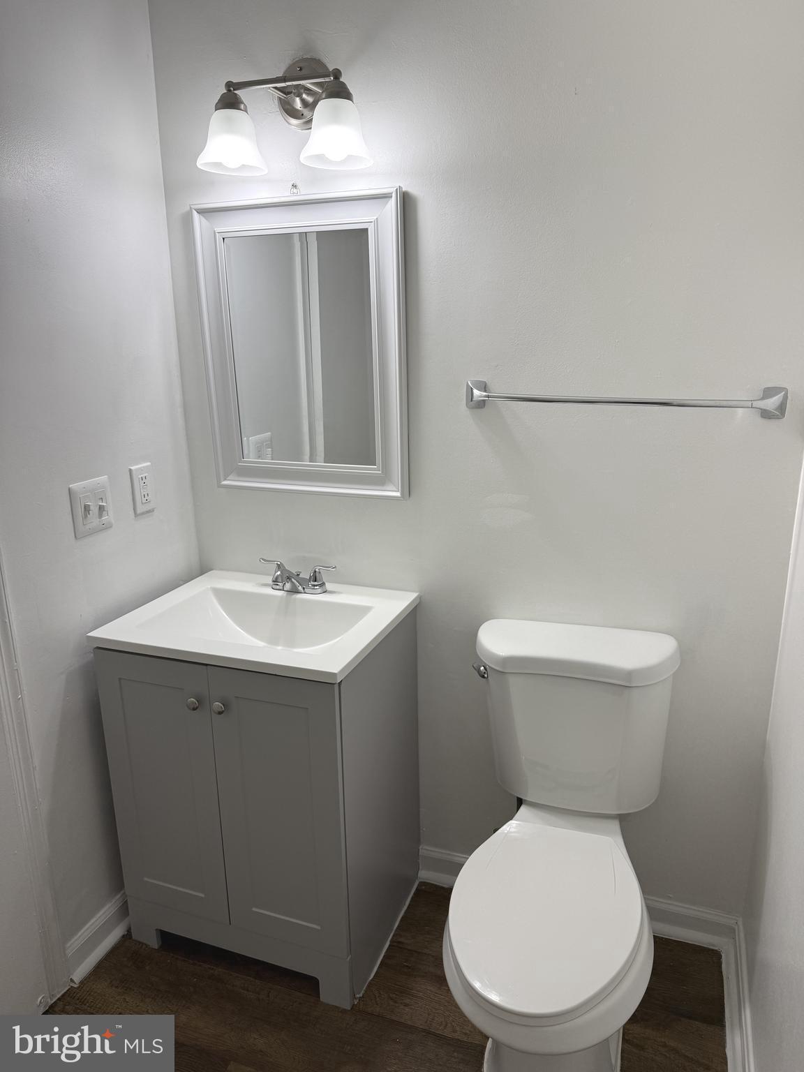 FLOWER HILL - Residential Lease