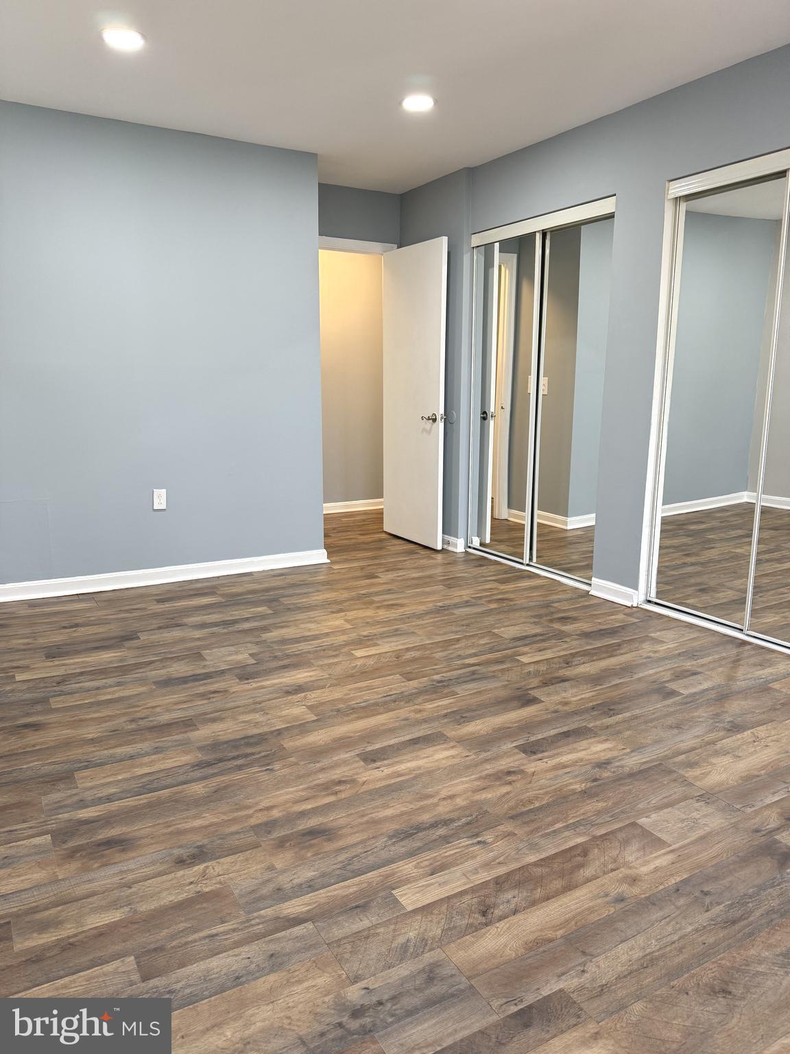 FLOWER HILL - Residential Lease