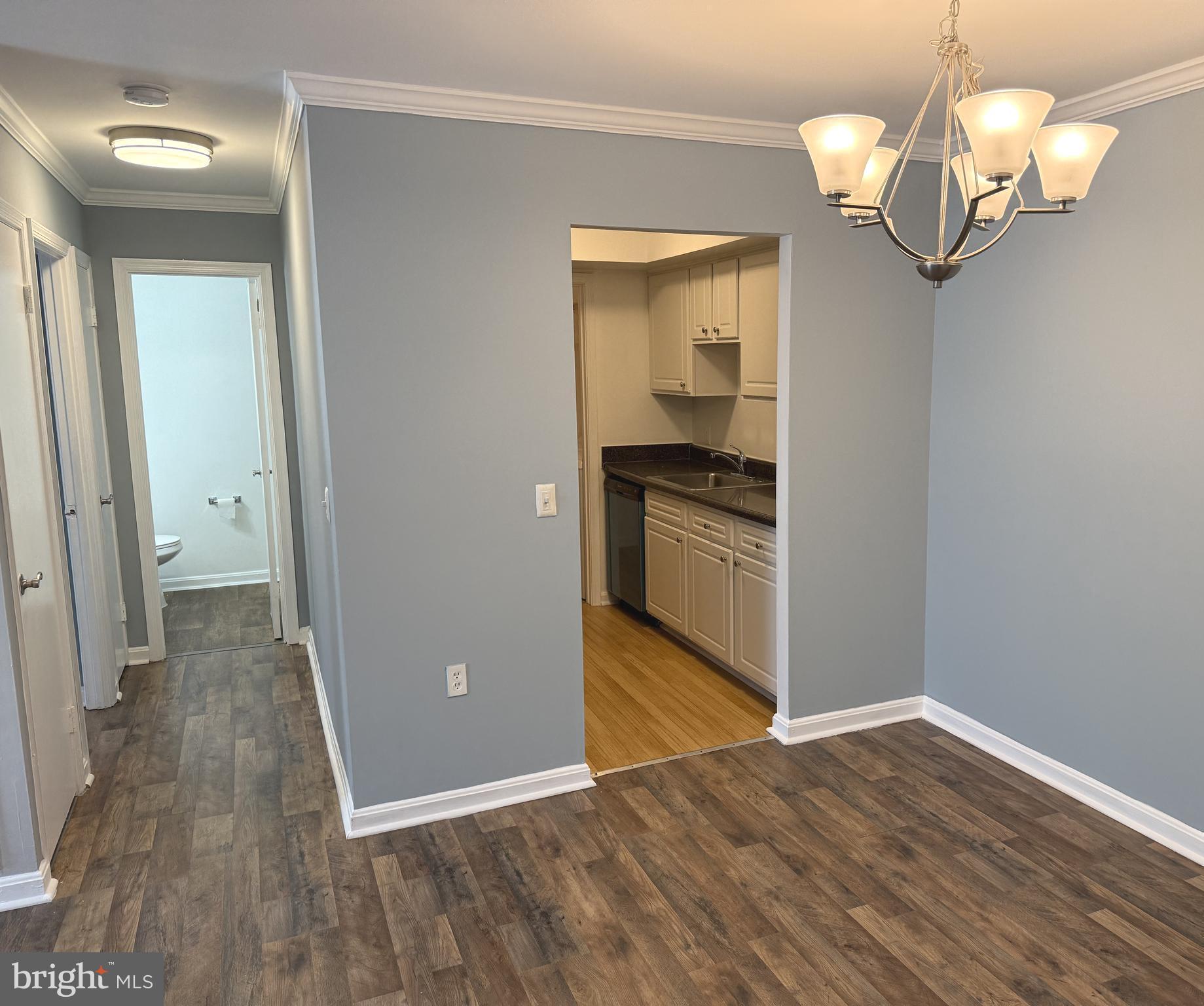 FLOWER HILL - Residential Lease