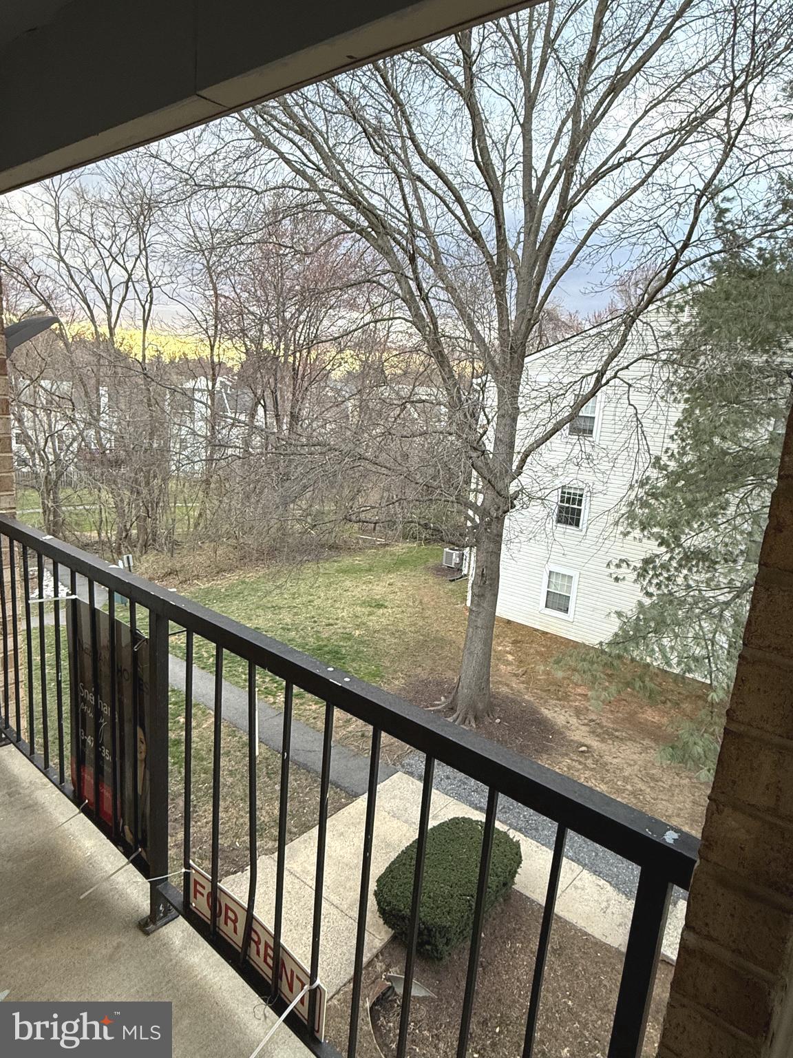 FLOWER HILL - Residential Lease