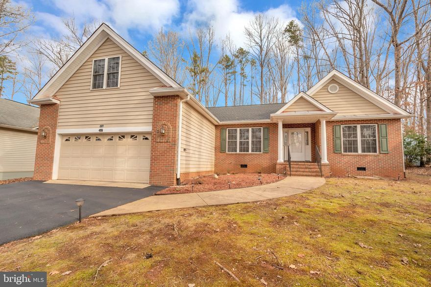 This home is immaculate! Bright and open floor plan with cathedral ceilings, skylights and abundant windows. Boasting 3 bedrooms, 2 full baths and a huge bonus room over the garage, you will not want for space! Enjoy an afternoon reading a book in the sun room off the master or enjoy the outdoors on your aggregate patio. This home has it all, not to mention all the fabulous amenities in the community. A private, gated, secured community, Lake of the Woods offers anything and everything you could possibly want. Home to two lakes (the 550 acre main lake and a 35 acre "fishing lake"), a golf course, an equestrian center, a fire and rescue department, and a church all within the gates, Lake of the Woods simply has it all. Whether your passion is boating, waterskiing, kayaking, golfing, horseback riding, or simply taking in the breathtaking views from the clubhouse while enjoying a fabulous meal, from your own deck or yard, or from one of the beaches, you won't be disappointed! Perhaps you'd like a game of bridge or volunteering your time and talents...Lake of the Woods offers more than 60 clubs and/or organizations from which you may choose to become involved. Located in Orange County, we are fortunate to enjoy low real estate taxes. Coupled with home prices ranging from $100,000 to over $2,000,000, Lake of the Woods is the perfect community for both full-time residents, as well as weekenders. But don't take my word for it, please come see for yourself! I will gladly give you a tour of Lake of the Woods by boat and by car so that you may experience why I love Lake of the Woods!