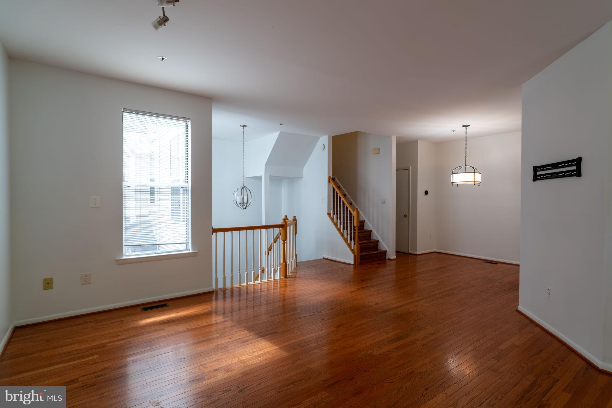 FOREST BROOKE - Residential