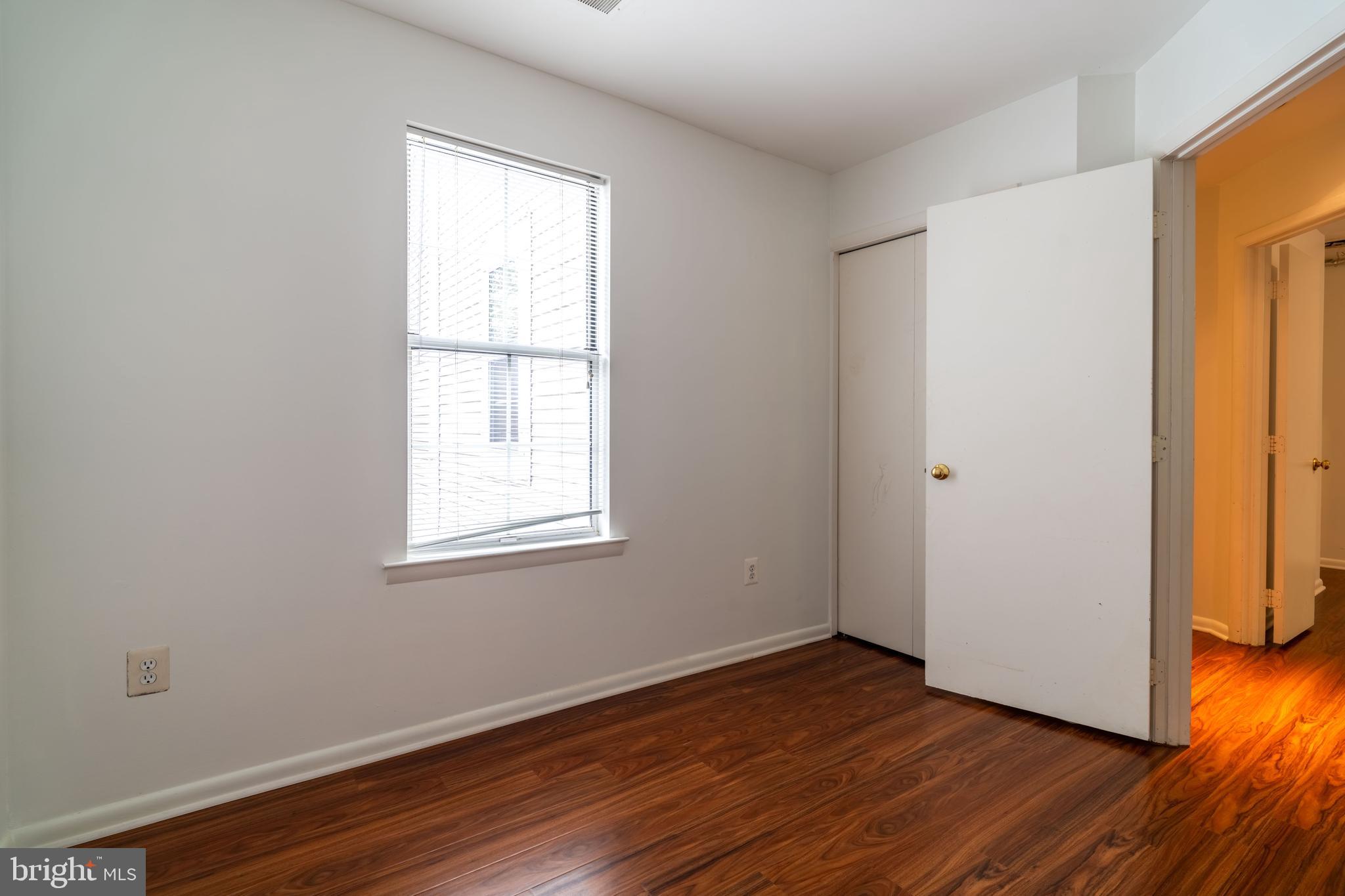 FOREST BROOKE - Residential