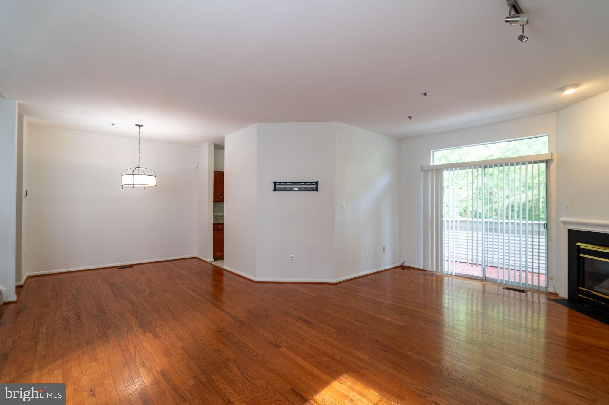 FOREST BROOKE - Residential