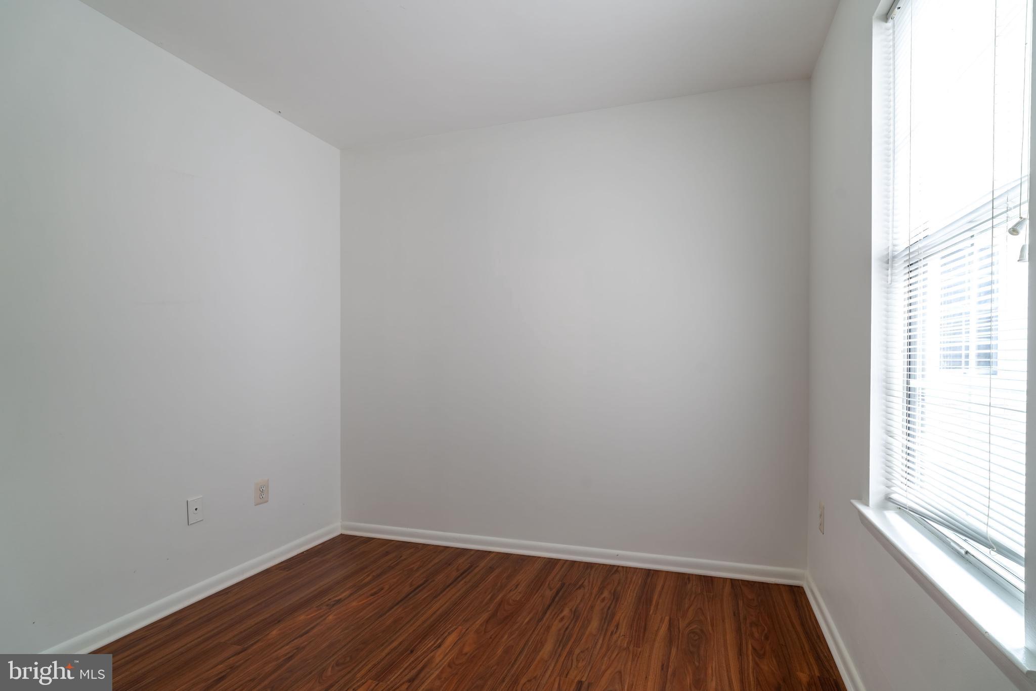 FOREST BROOKE - Residential