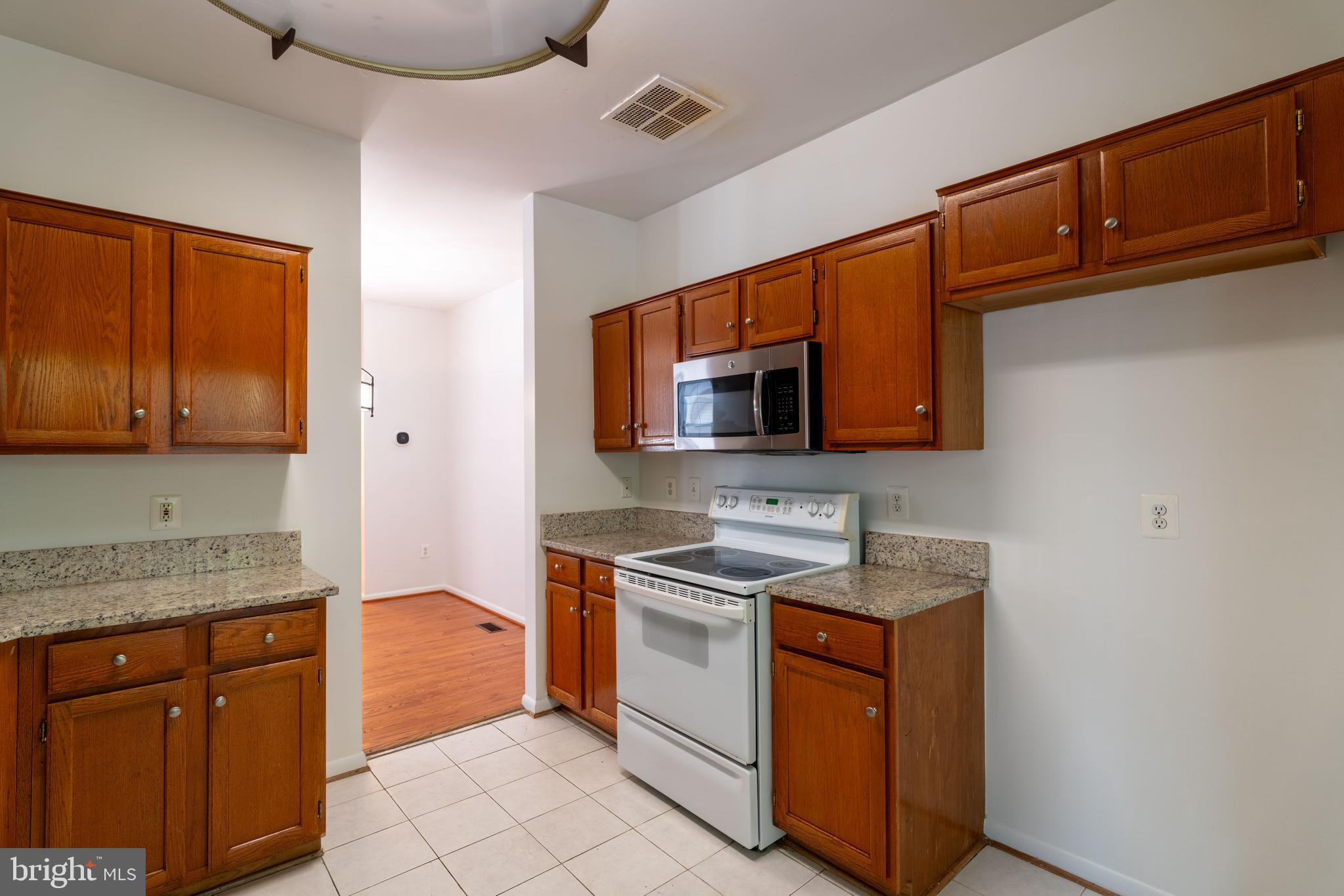 FOREST BROOKE - Residential