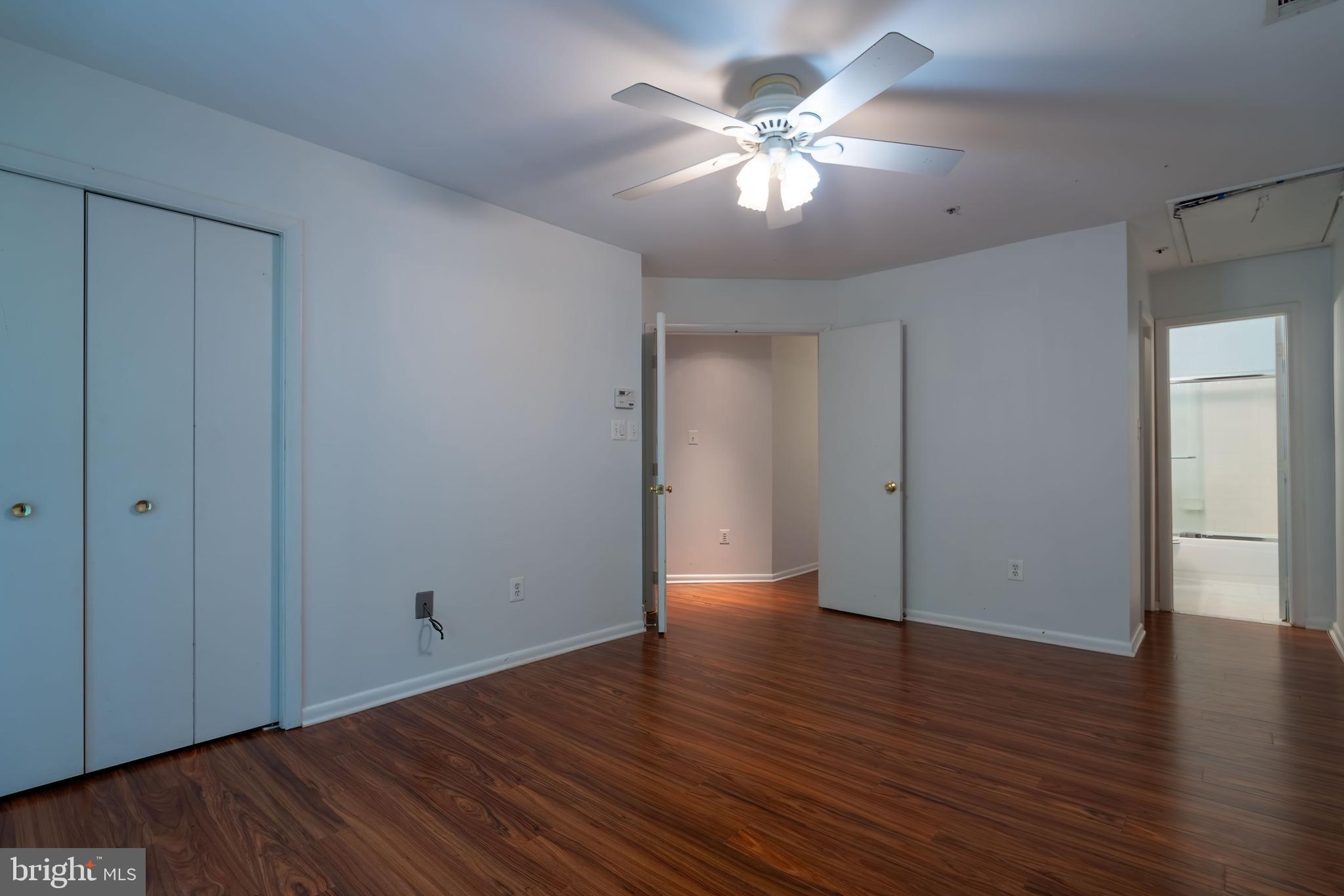 FOREST BROOKE - Residential