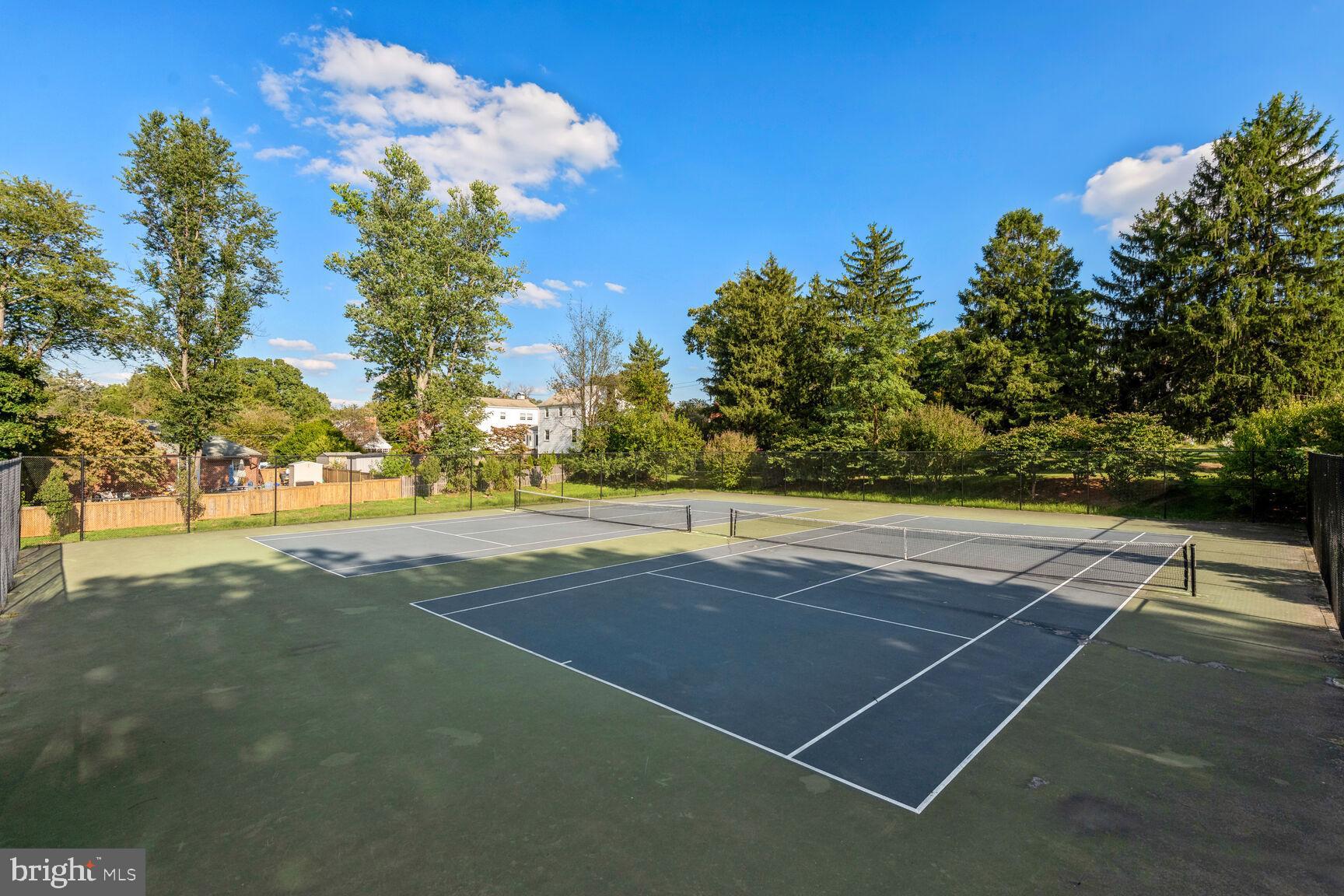 WOODMOOR - Residential