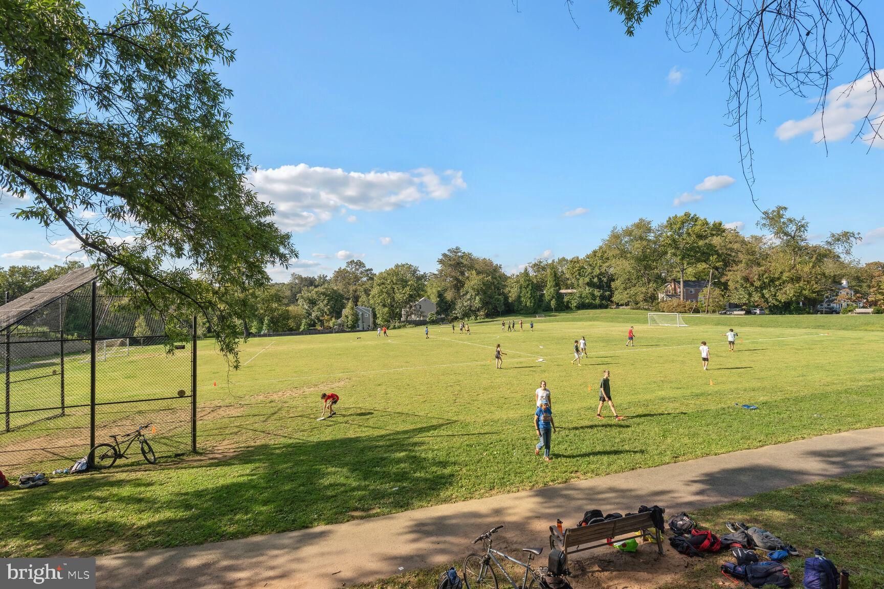 WOODMOOR - Residential