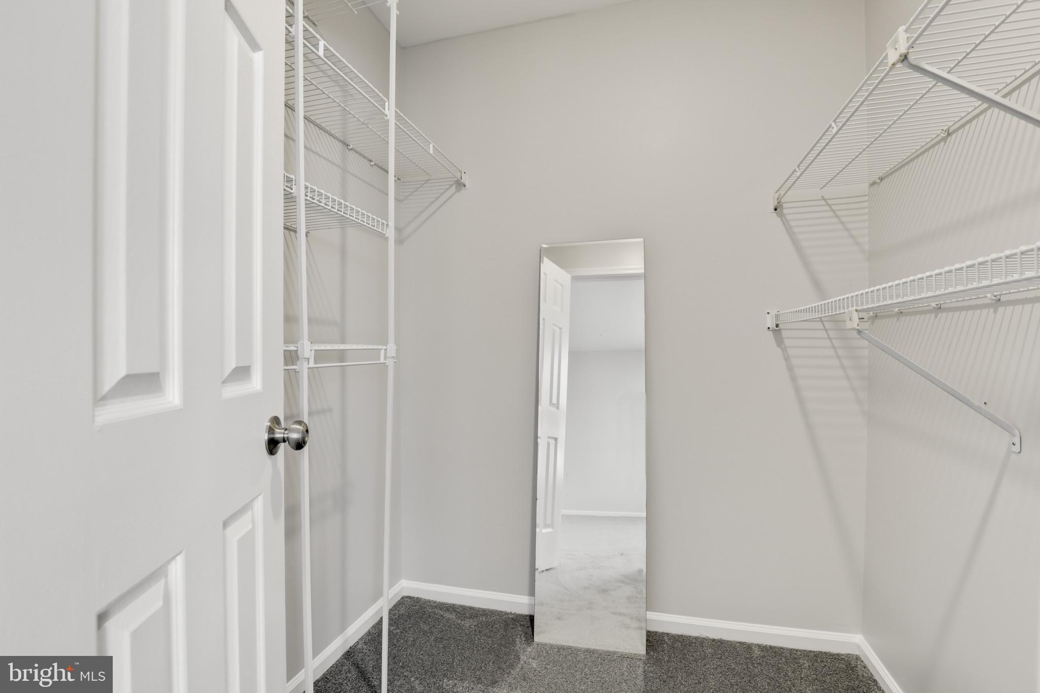 WHITE OAK - Residential Lease