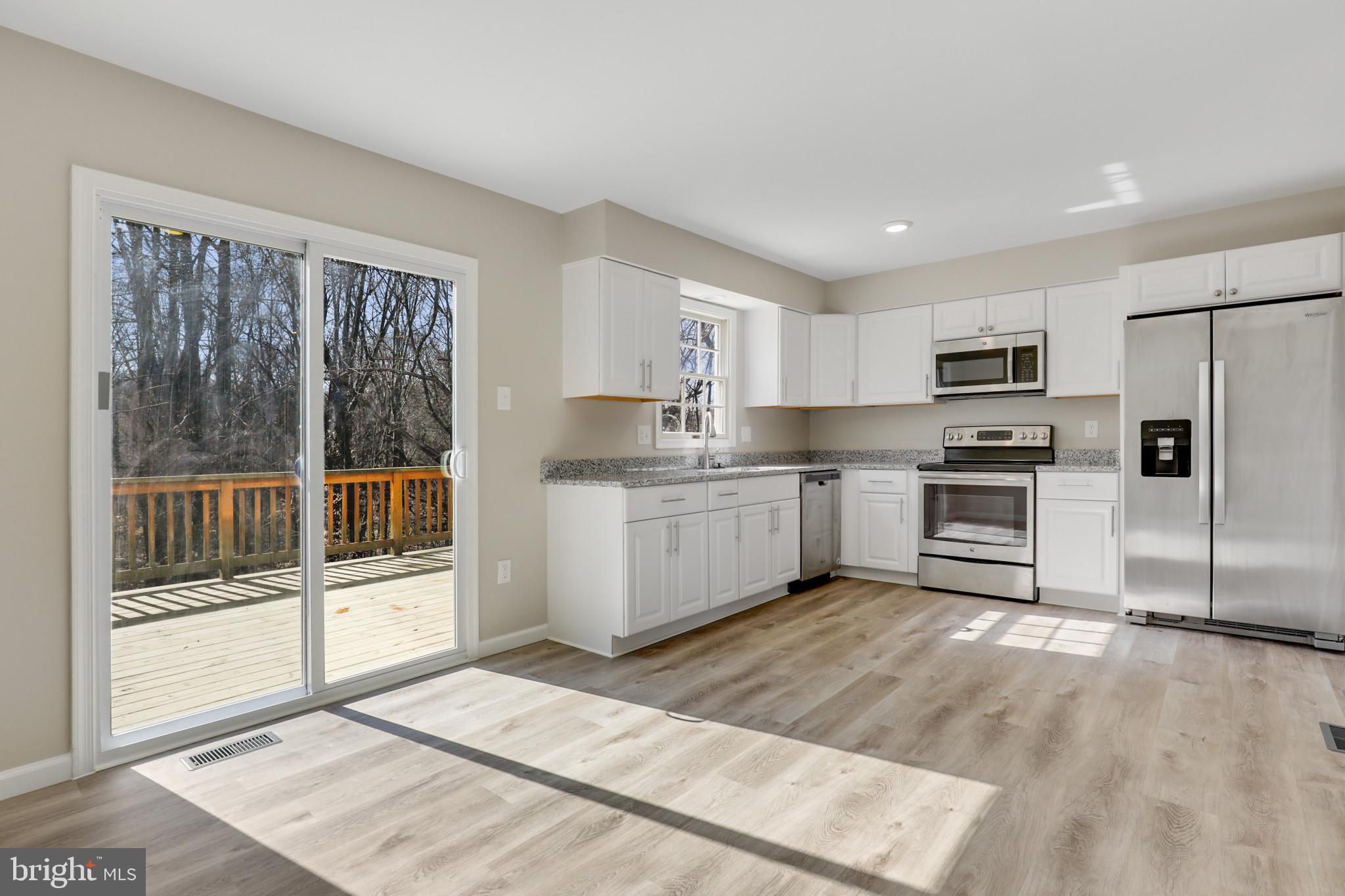 WHITE OAK - Residential Lease