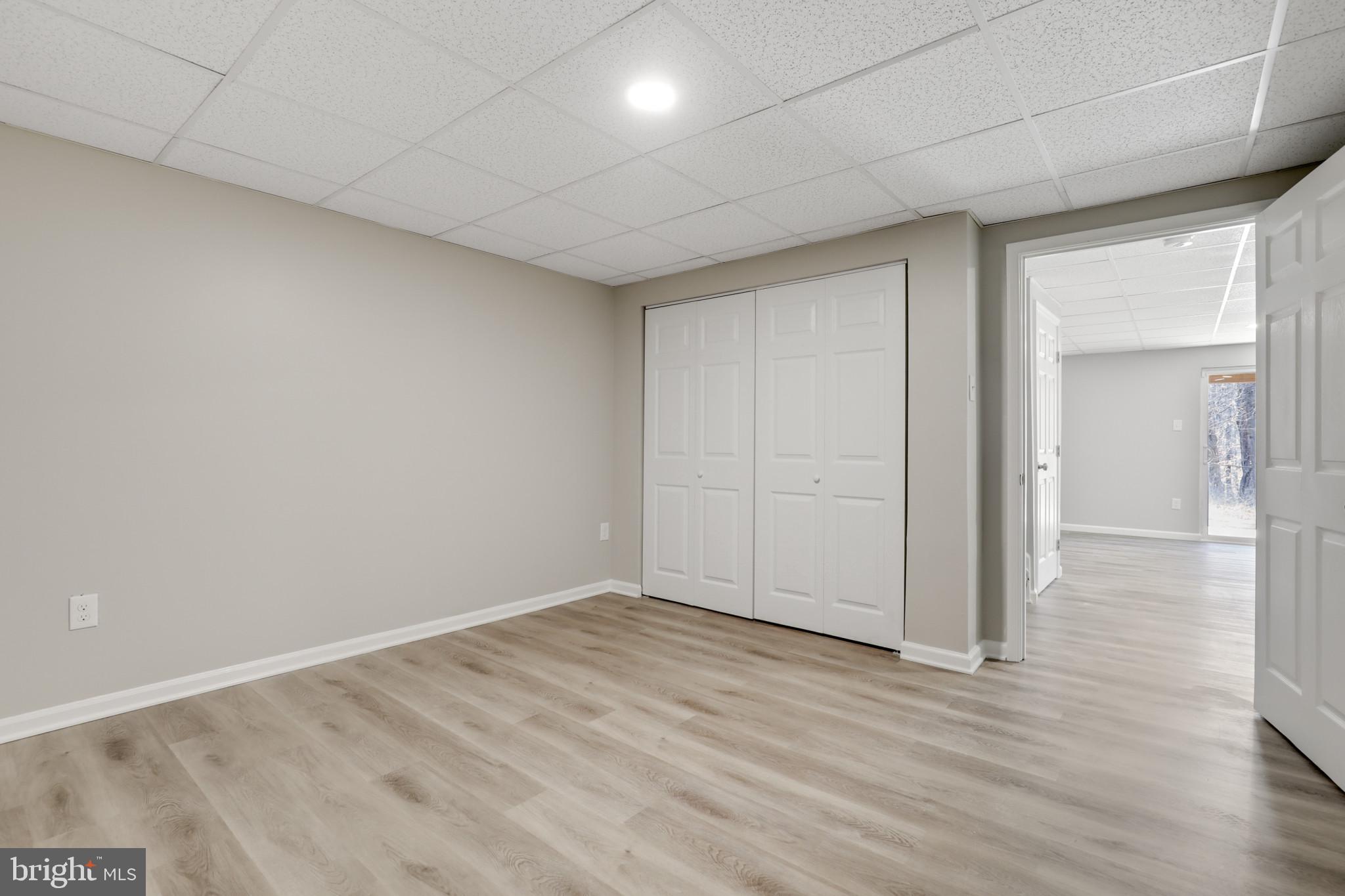 WHITE OAK - Residential Lease