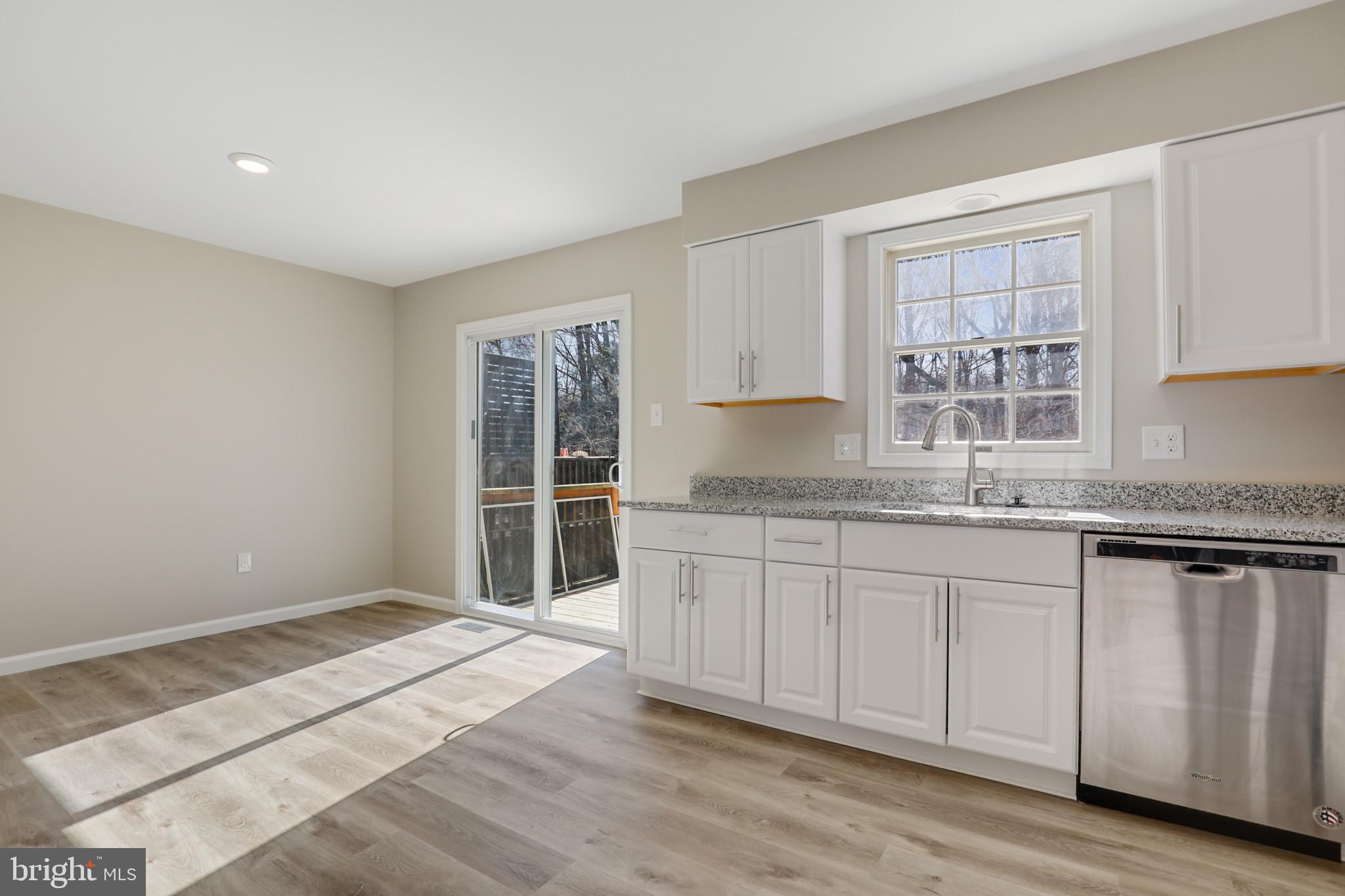 WHITE OAK - Residential Lease