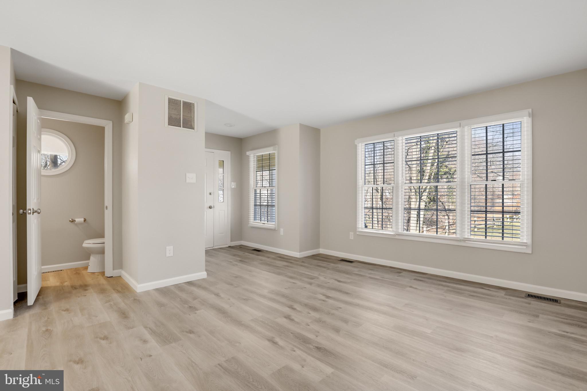 WHITE OAK - Residential Lease