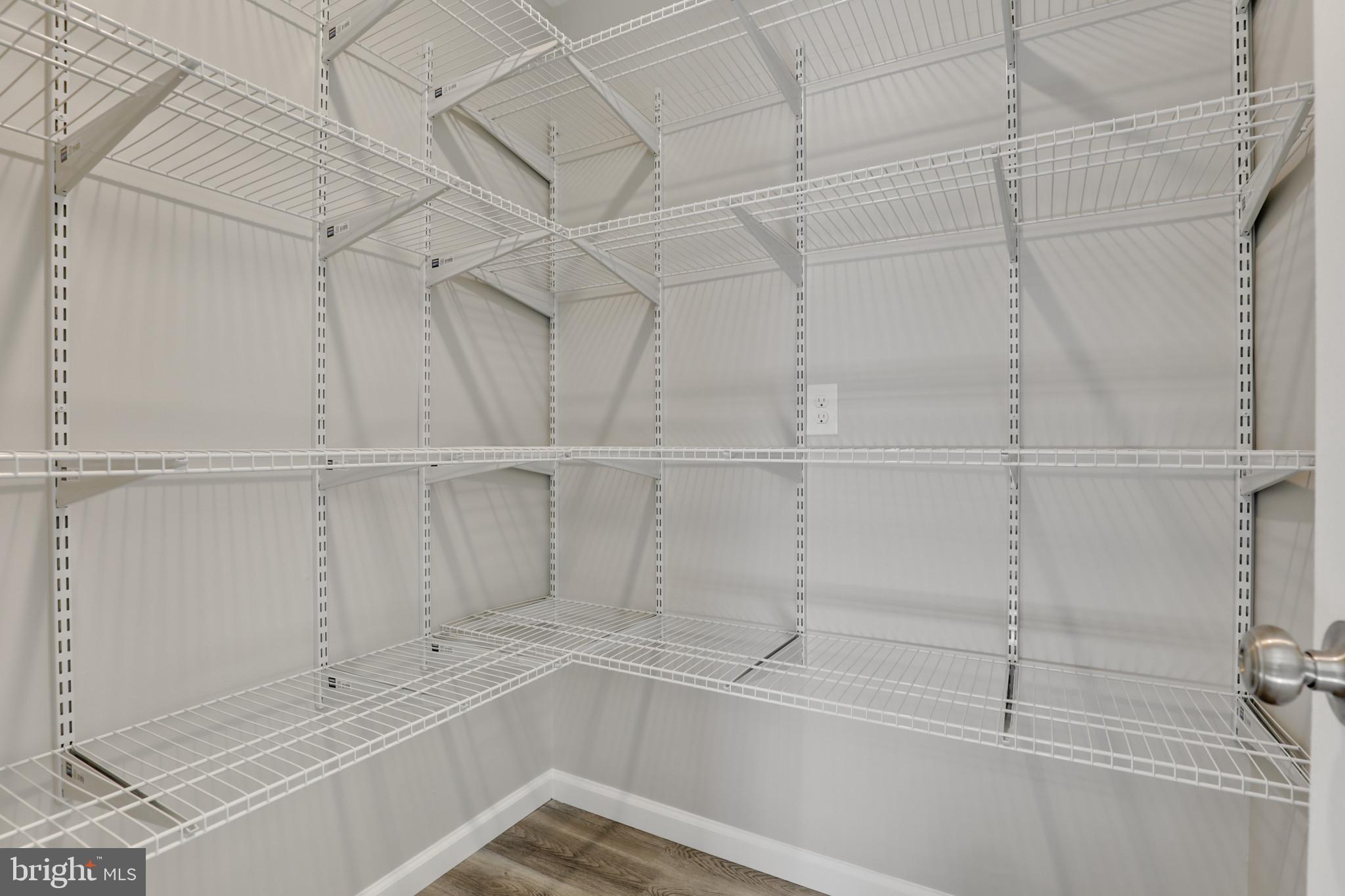 WHITE OAK - Residential Lease