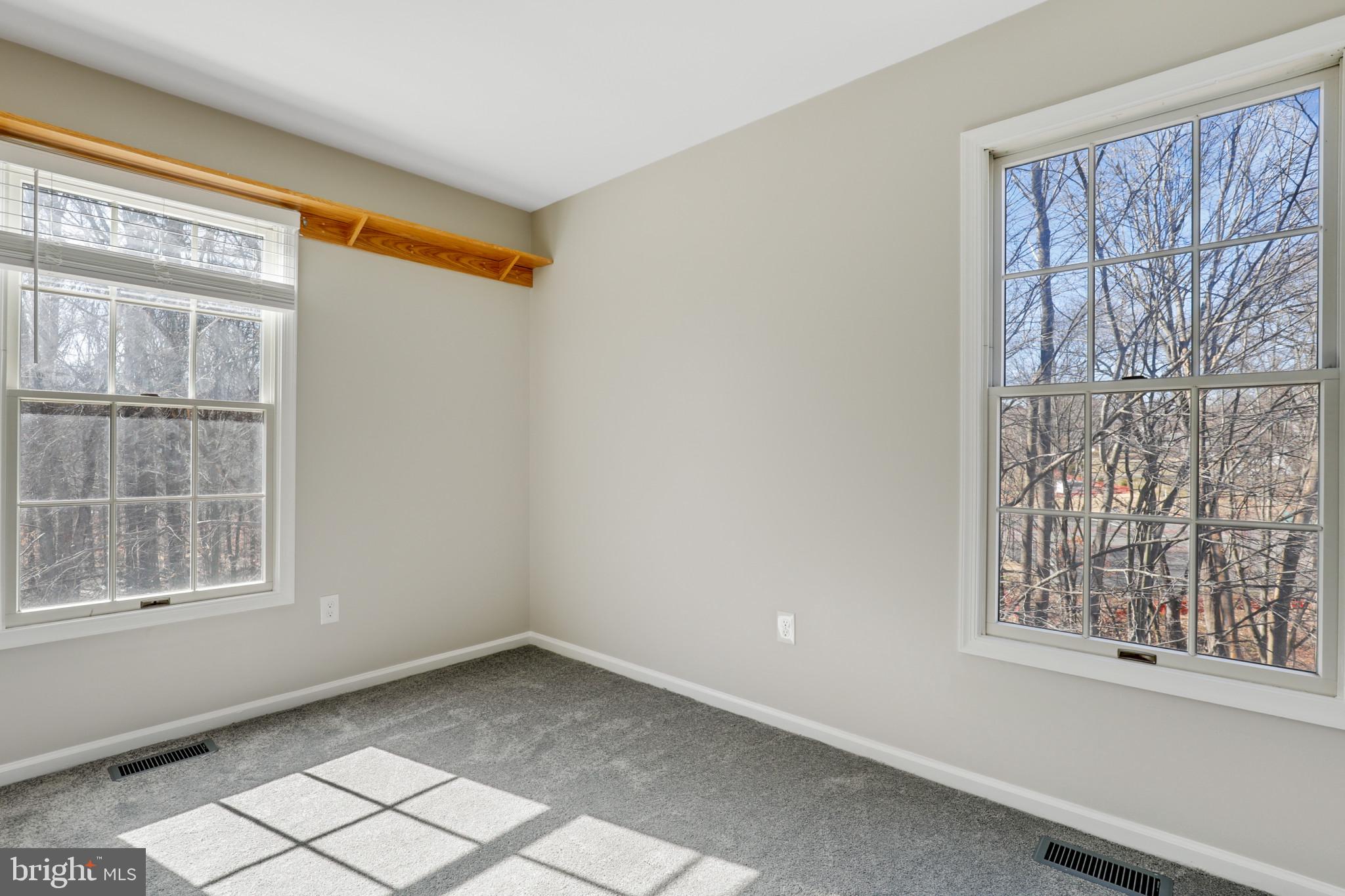 WHITE OAK - Residential Lease