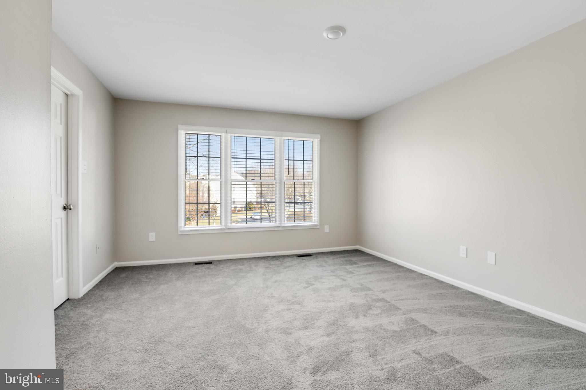 WHITE OAK - Residential Lease