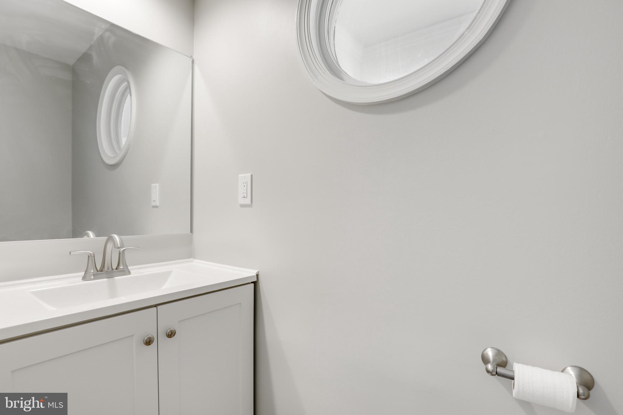 WHITE OAK - Residential Lease