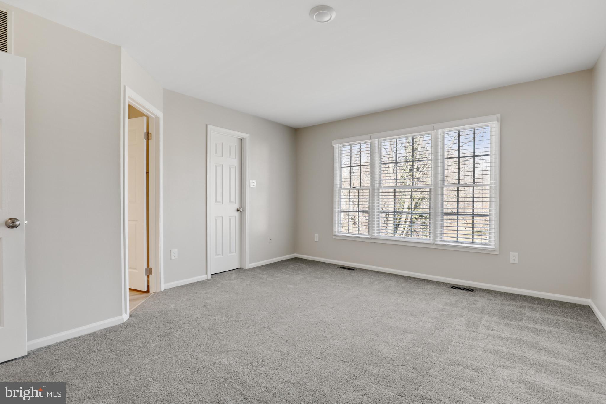 WHITE OAK - Residential Lease