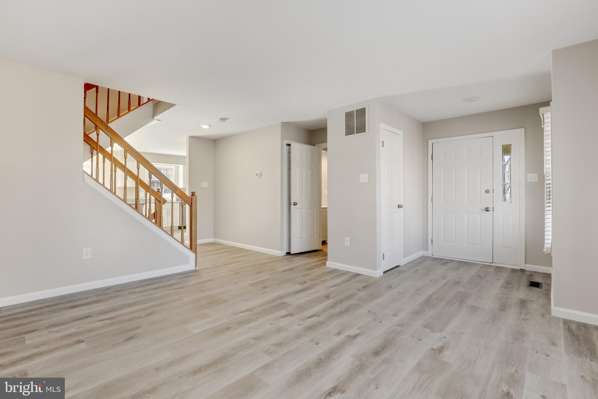 WHITE OAK - Residential Lease