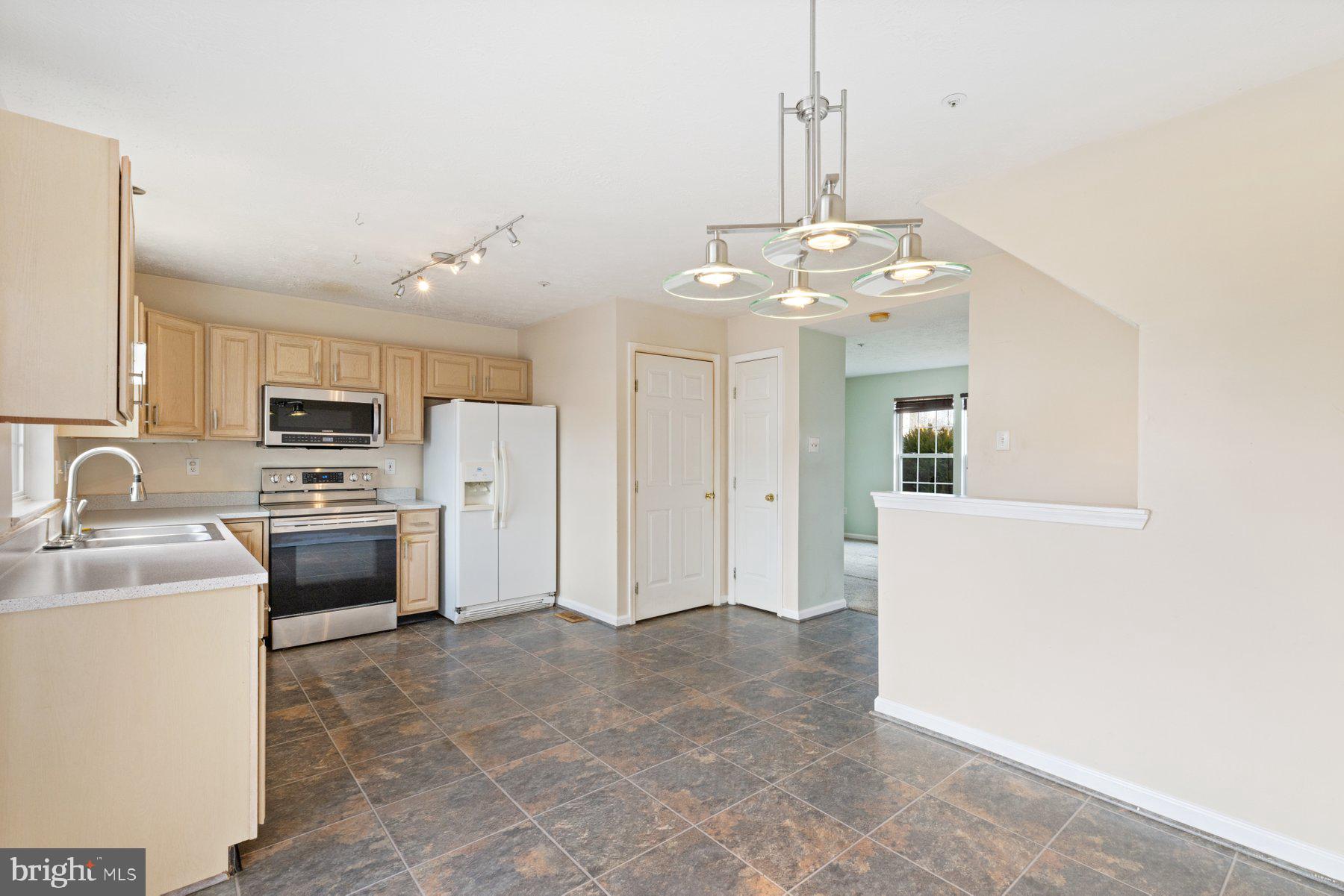 CASTLE STONE AT WHITE MARSH - Residential