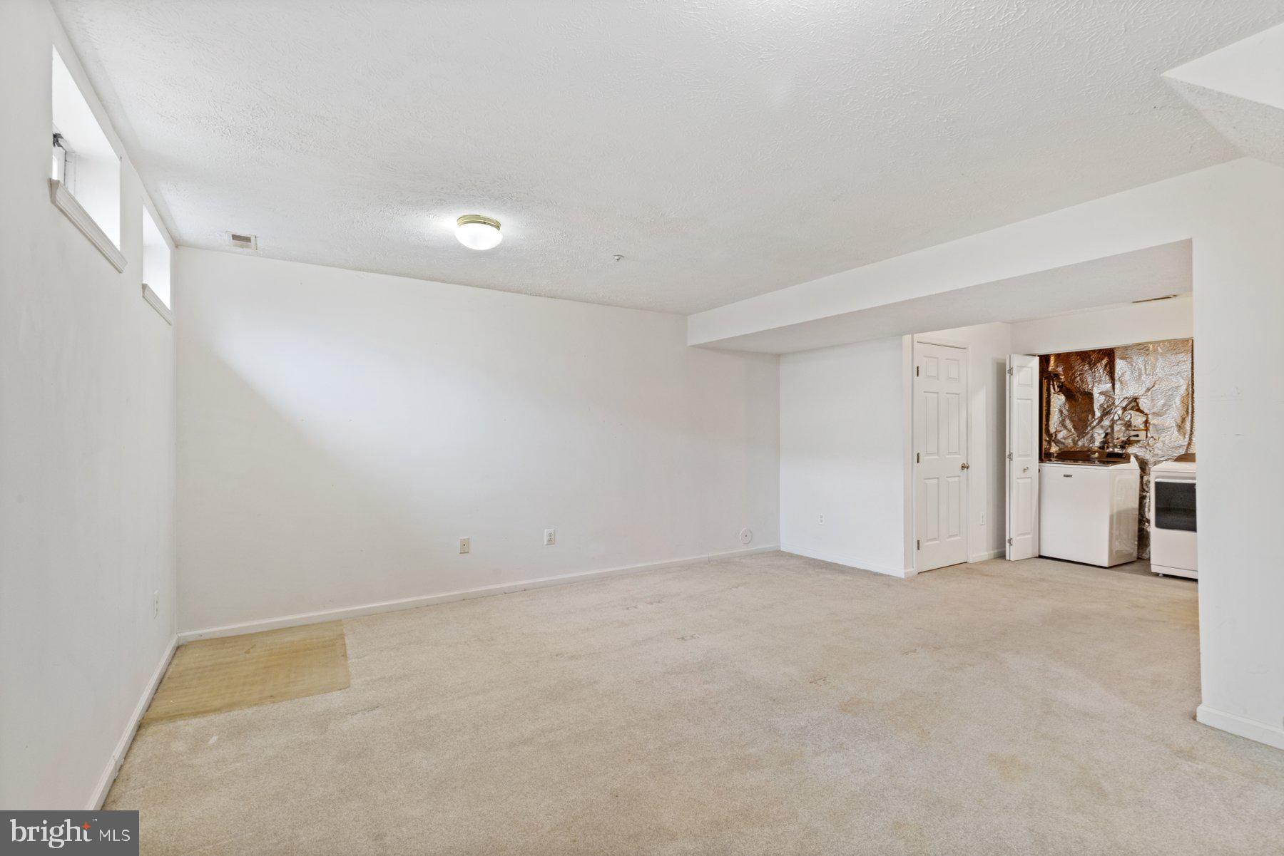 CASTLE STONE AT WHITE MARSH - Residential