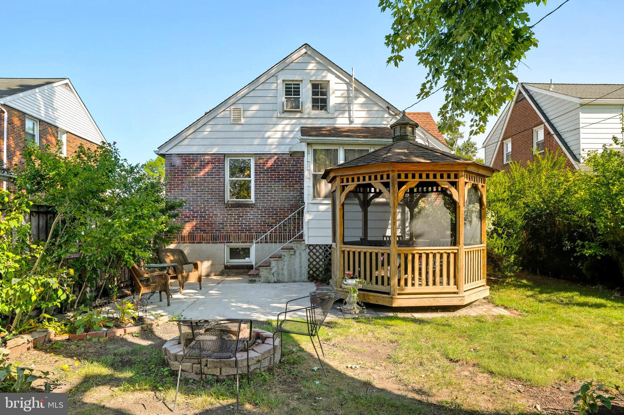 VILLA CRESTA - Residential